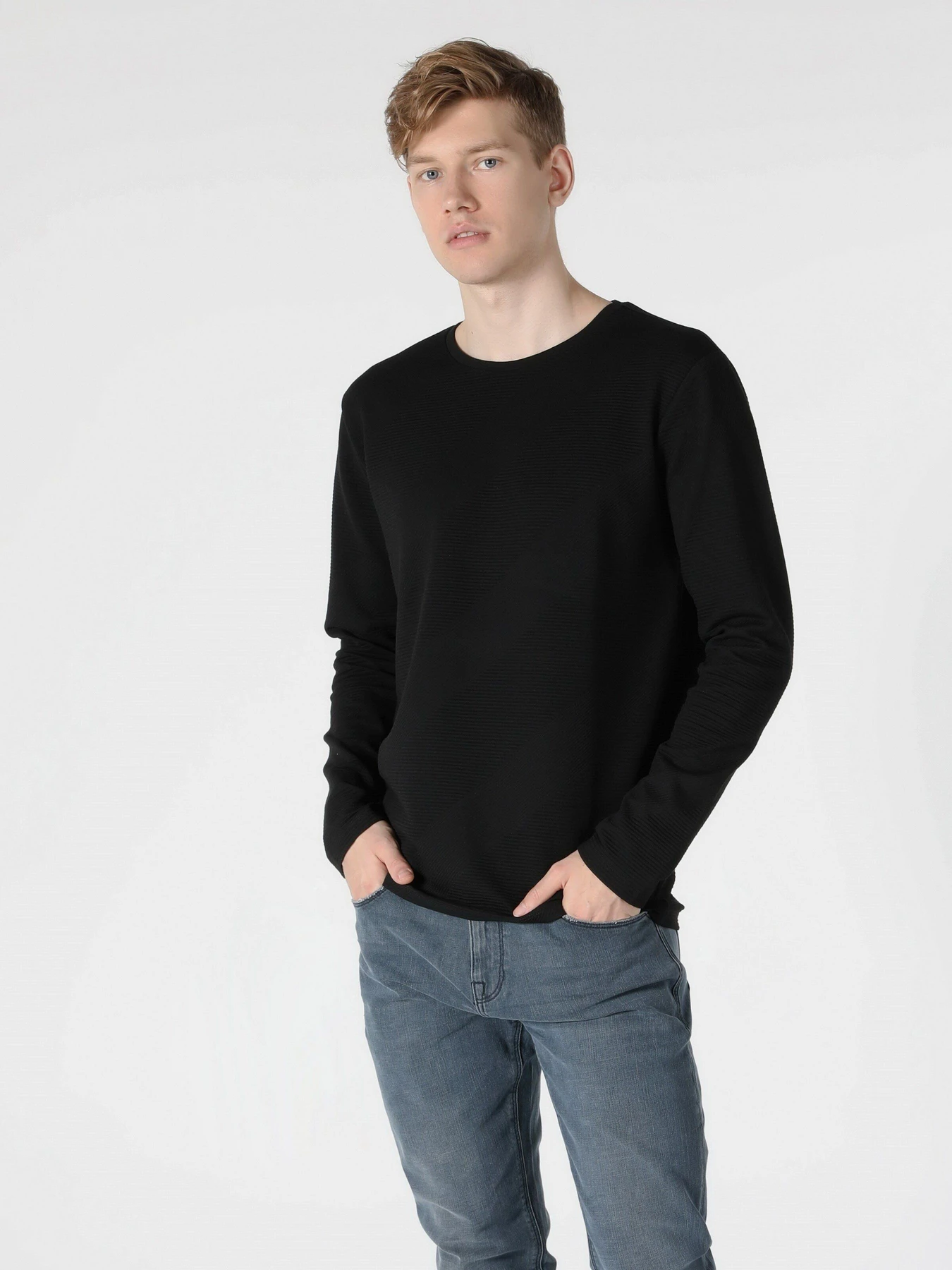 Свитры и кардиганы Colin’s модель CL1057320BLK Фото