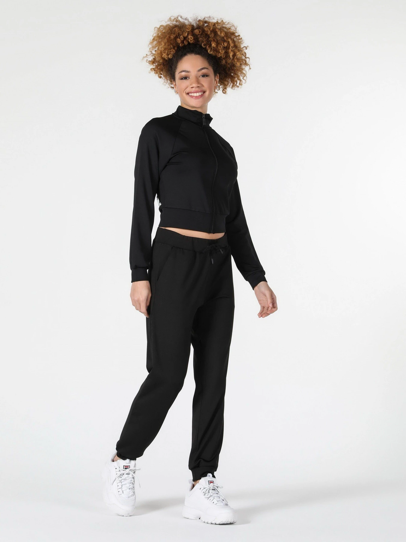 Худи и свитшоты Colin’s модель CL1057333BLK Худи и свитшоты Colin’s модель CL1057333BLK Фото