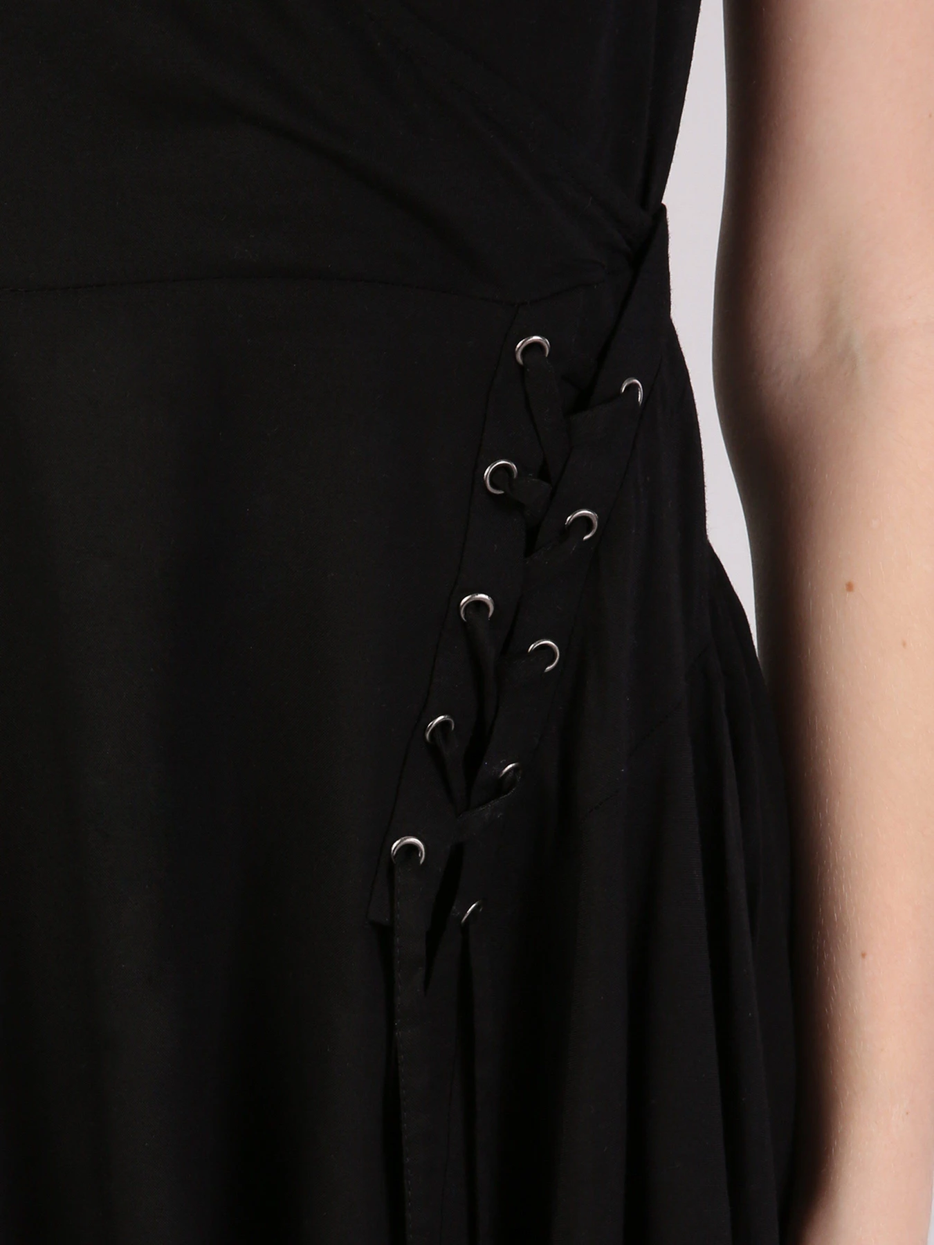 Платья Colin’s модель CL1042206BLK Платья Colin’s модель CL1042206BLK Фото