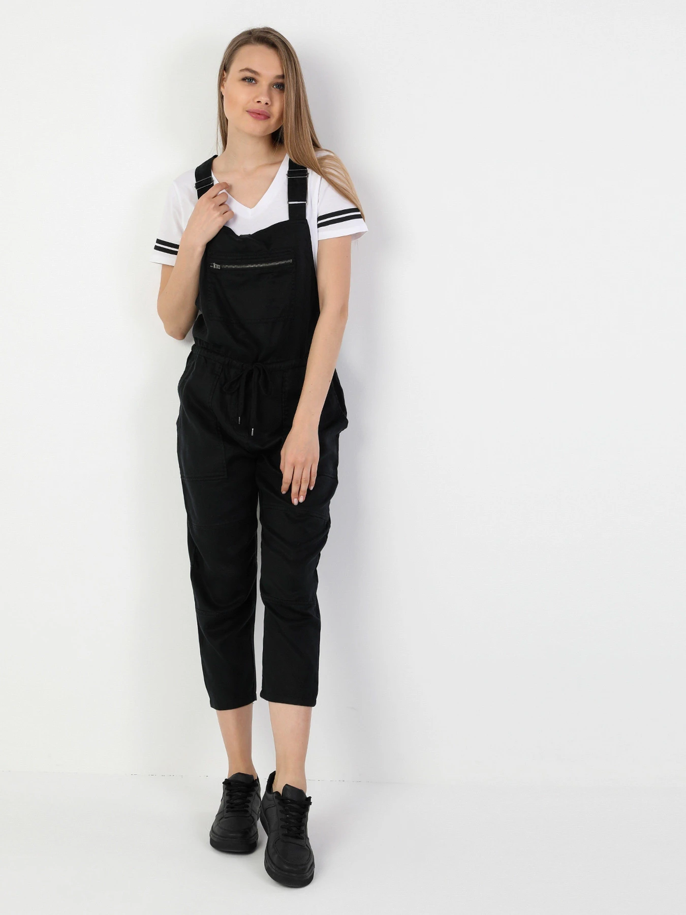 Платья Colin’s модель CL1042238BLK Платья Colin’s модель CL1042238BLK Фото