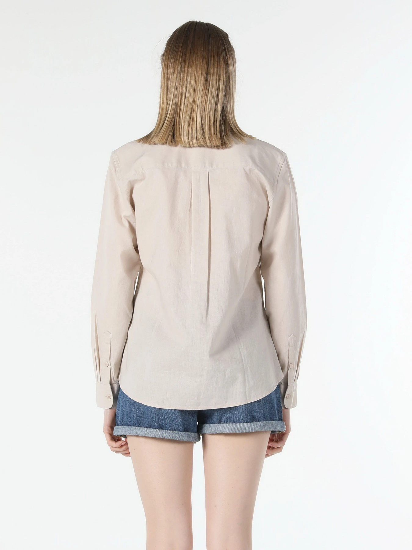 Рубашки Colin’s модель CL1058517BEI Рубашки Colin’s модель CL1058517BEI Фото