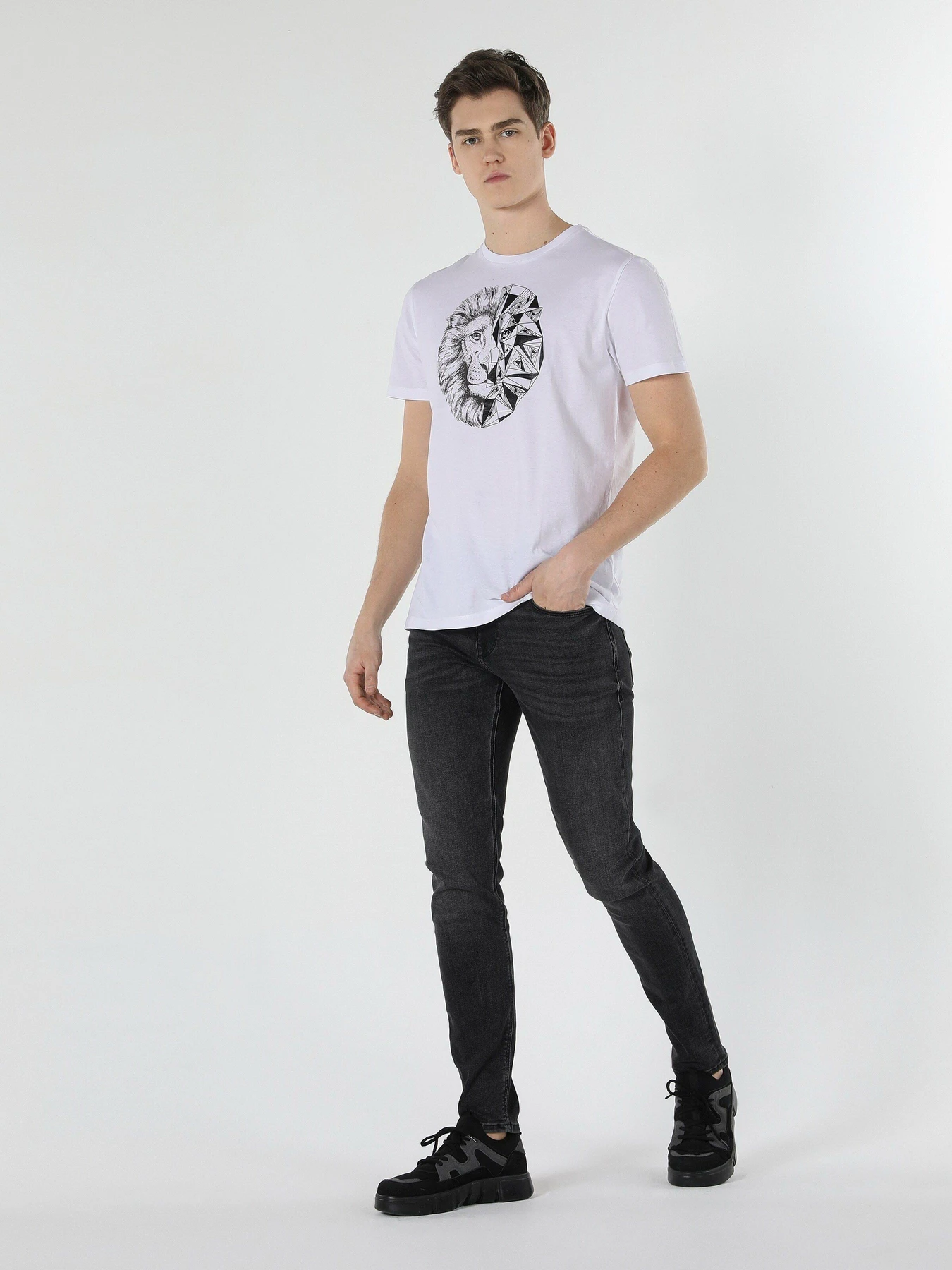 Футболки і поло Colin’s модель CL1054886WHT Футболки і поло Colin’s модель CL1054886WHT Фото