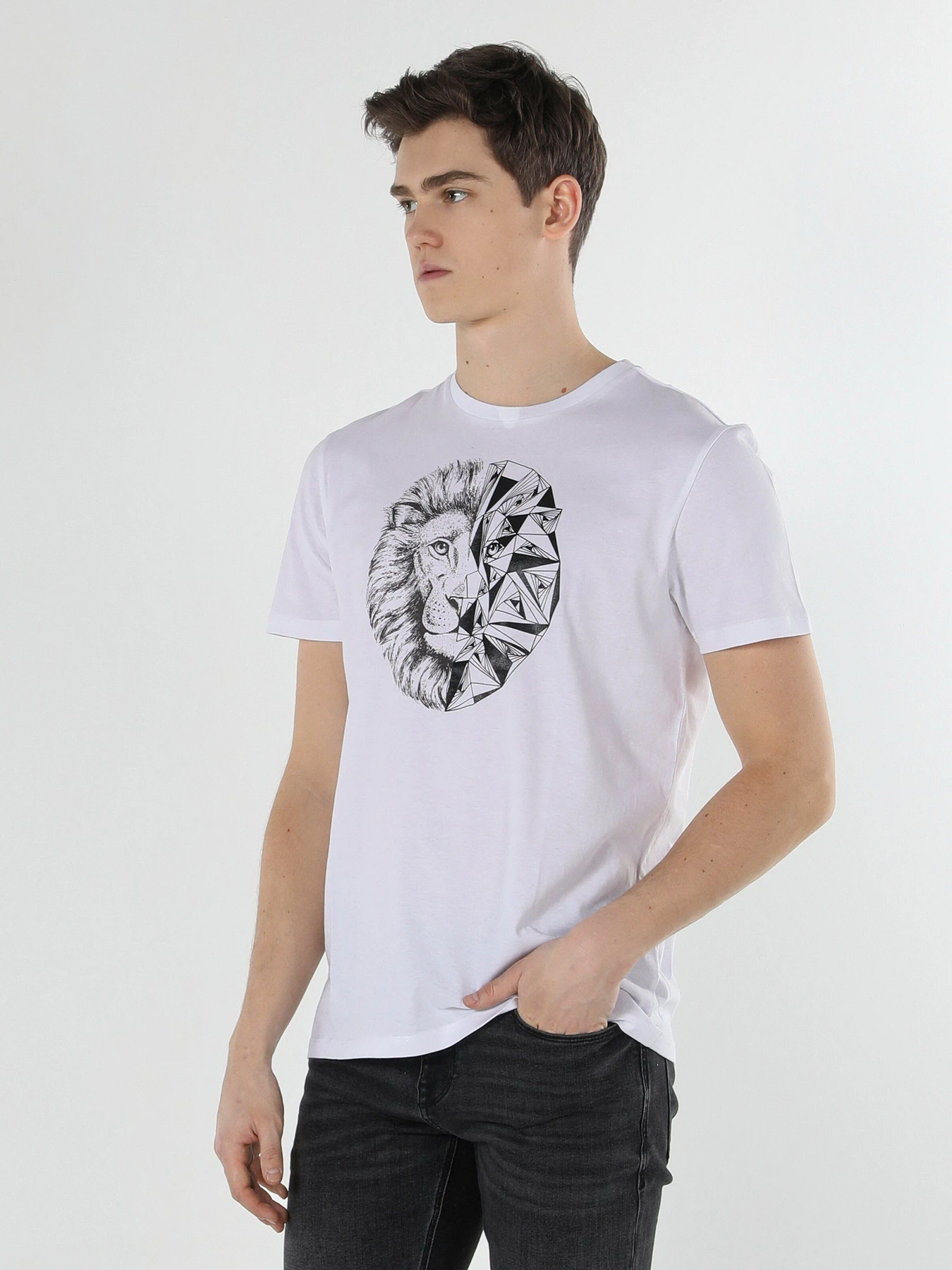 Футболки і поло Colin’s модель CL1054886WHT Футболки і поло Colin’s модель CL1054886WHT Фото