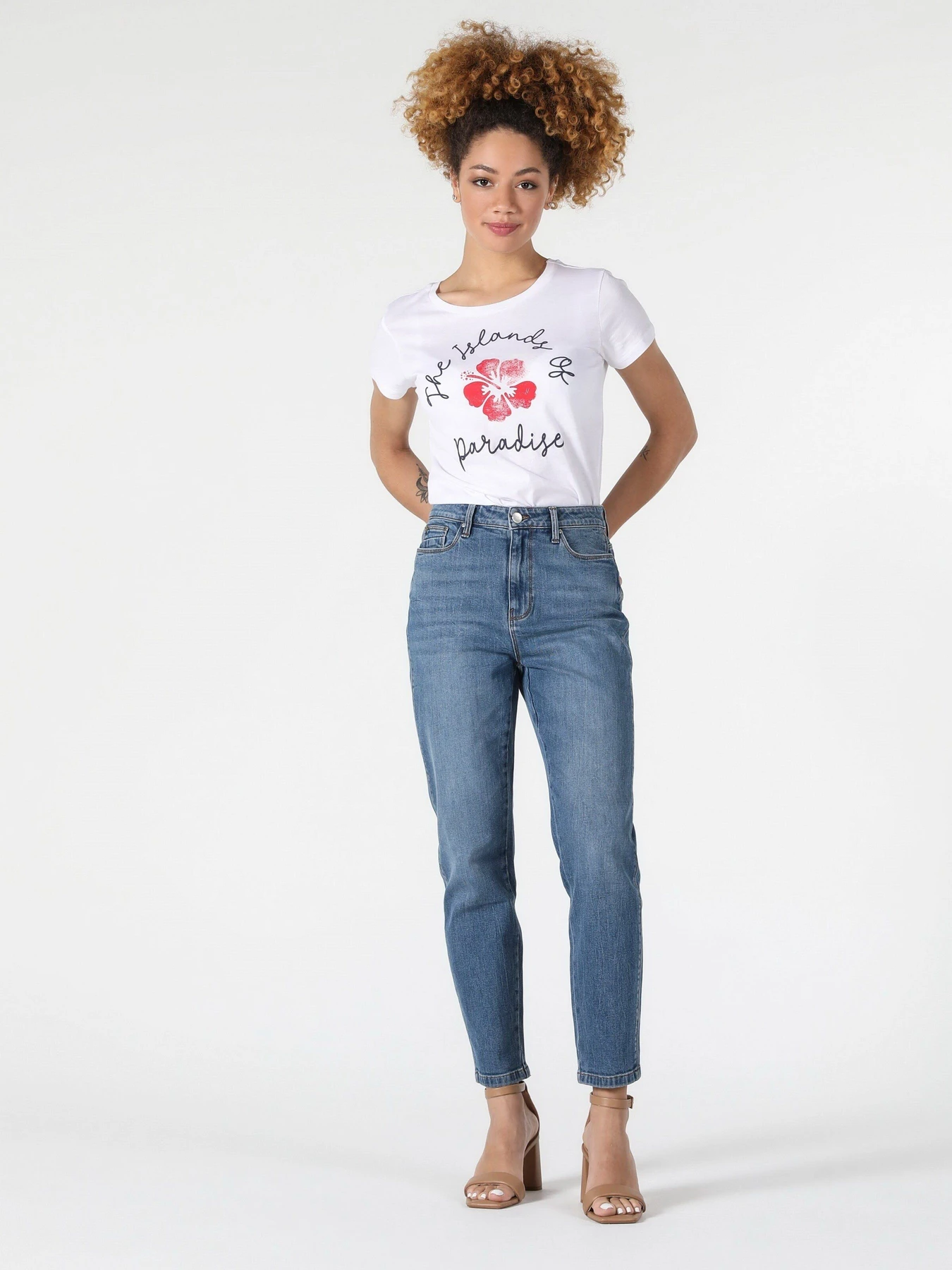Футболки и поло Colin’s модель CL1057808WHT Футболки и поло Colin’s модель CL1057808WHT Фото