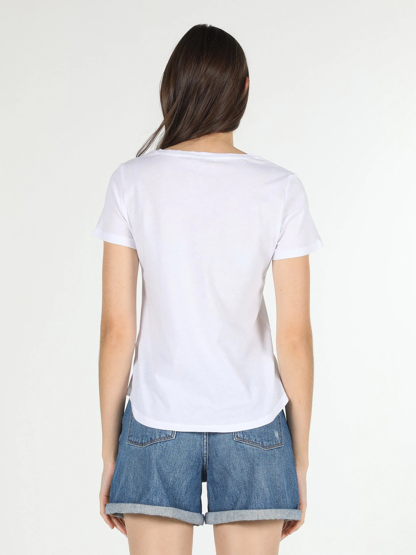 Футболки і поло Colin’s модель CL1058156WHT Футболки і поло Colin’s модель CL1058156WHT Фото
