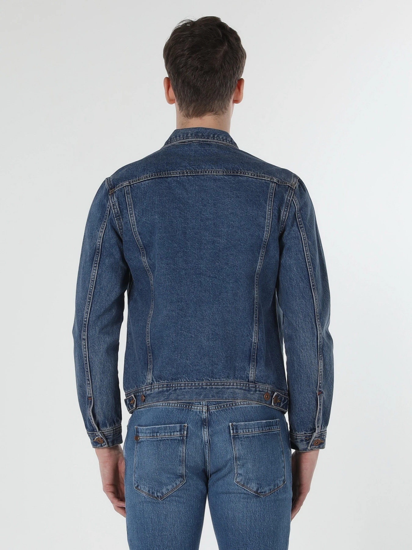 Куртки и дубленки Colin’s модель CL1058532DN09808 Куртки и дубленки Colin’s модель CL1058532DN09808 Фото
