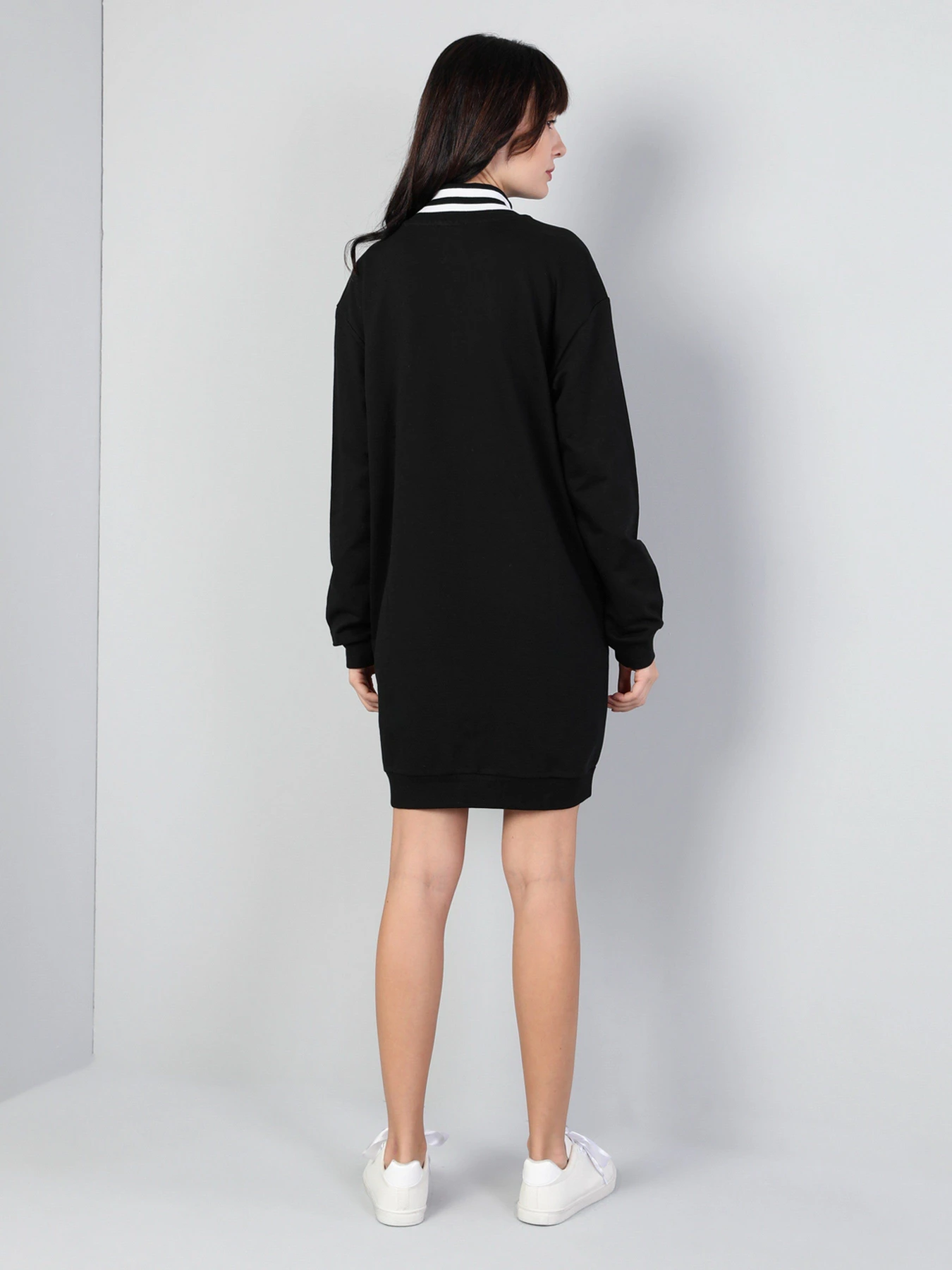 Платья Colin’s модель CL1044988BLK Платья Colin’s модель CL1044988BLK Фото