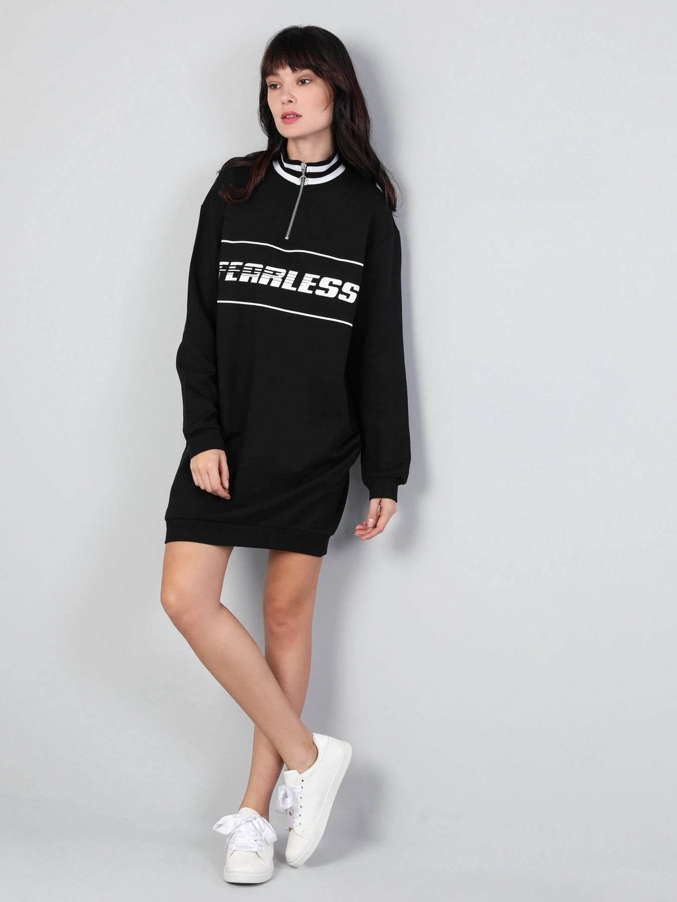 Платья Colin’s модель CL1044988BLK Платья Colin’s модель CL1044988BLK Фото