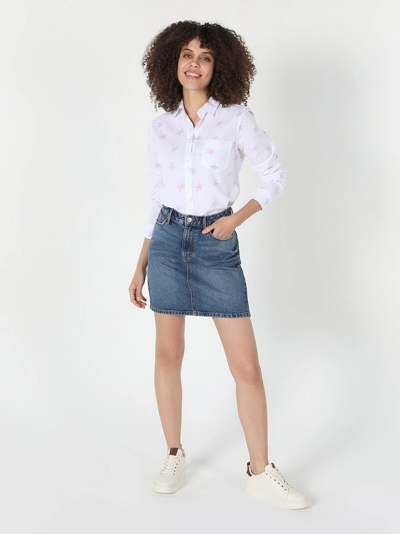 Сорочки Colin’s модель CL1058739WHT Сорочки Colin’s модель CL1058739WHT Фото