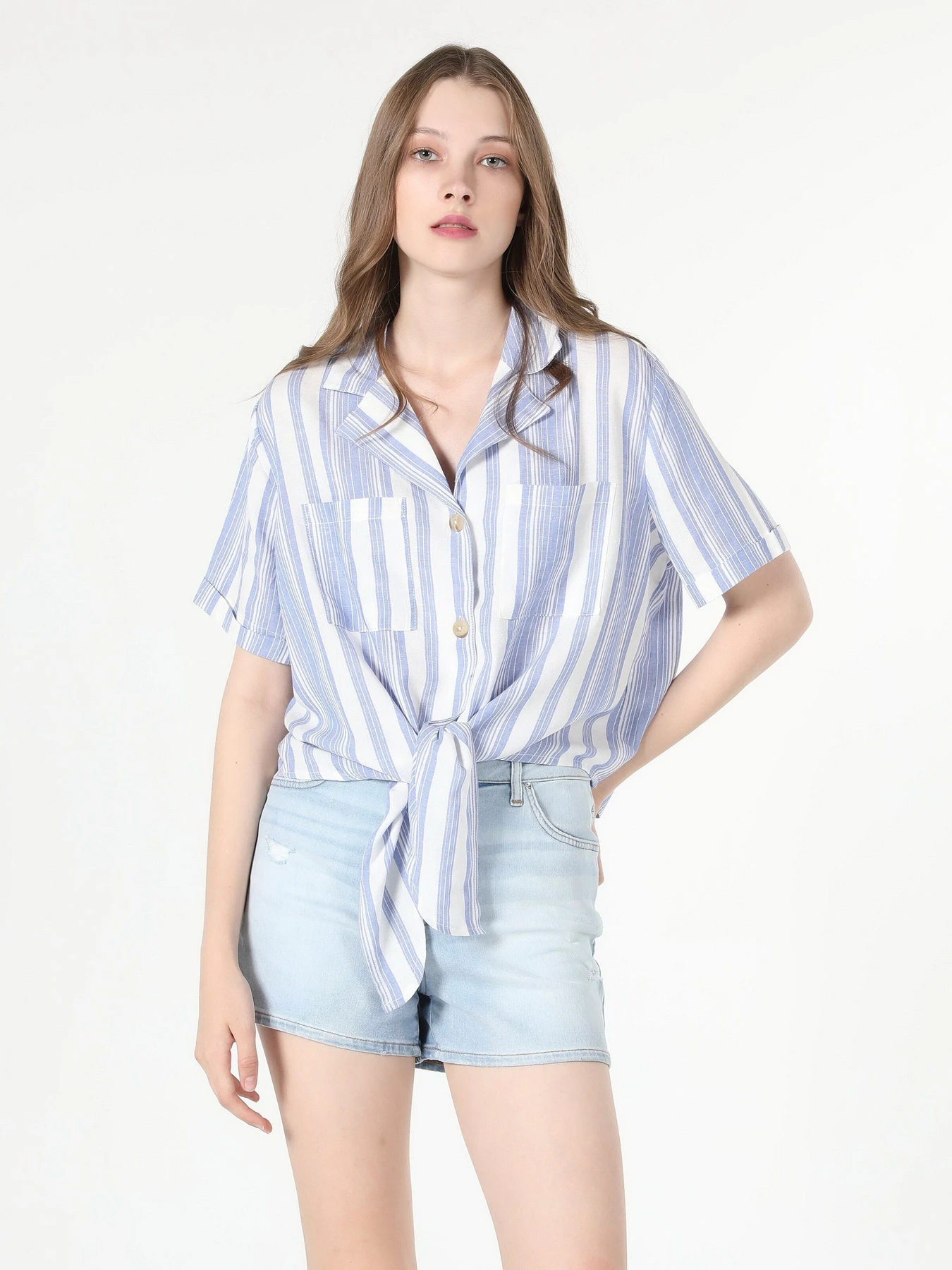 Сорочки Colin’s модель CL1058758BLE Сорочки Colin’s модель CL1058758BLE Фото