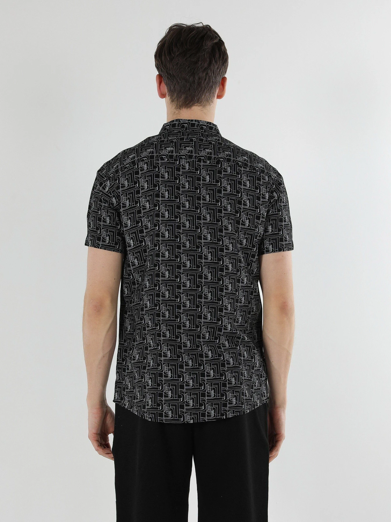 Рубашки Colin’s модель CL1058966BLK Фото