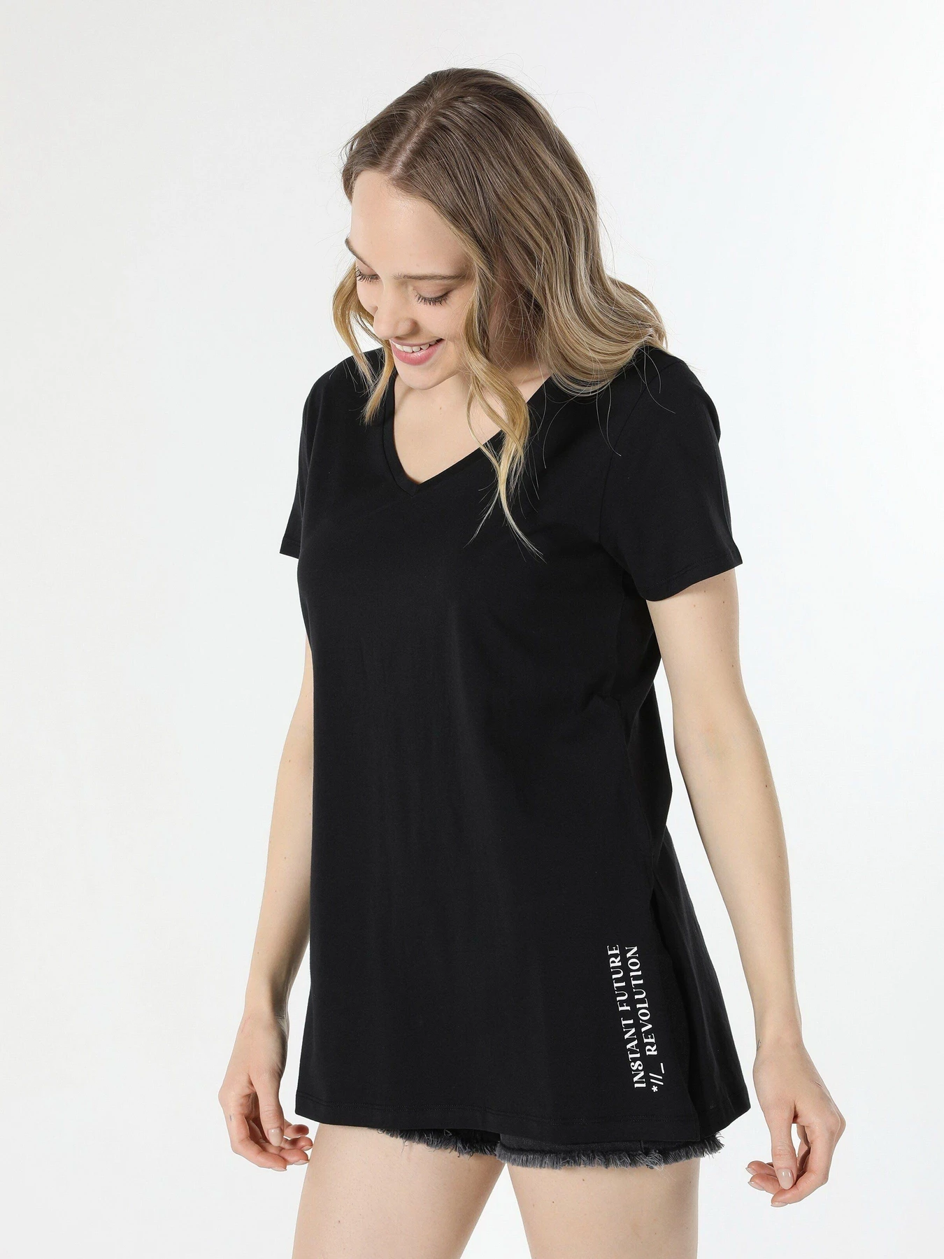 Футболки и поло Colin’s модель CL1059195BLK Футболки и поло Colin’s модель CL1059195BLK Фото