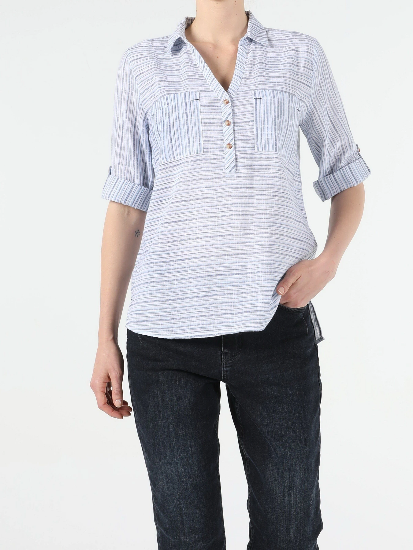 Рубашки Colin’s модель CL1054120BLE Рубашки Colin’s модель CL1054120BLE Фото