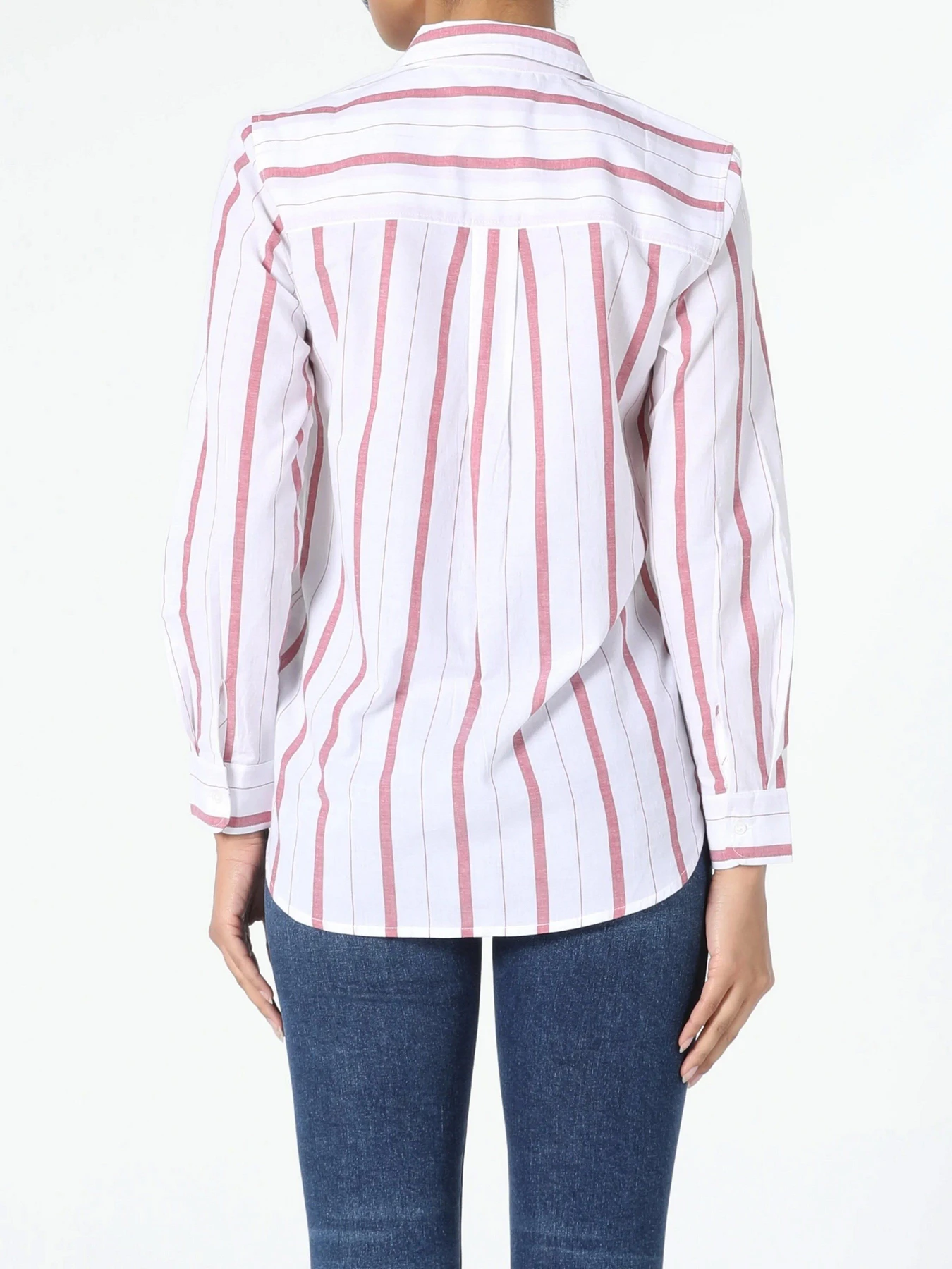 Сорочки Colin’s модель CL1054972RED Сорочки Colin’s модель CL1054972RED Фото