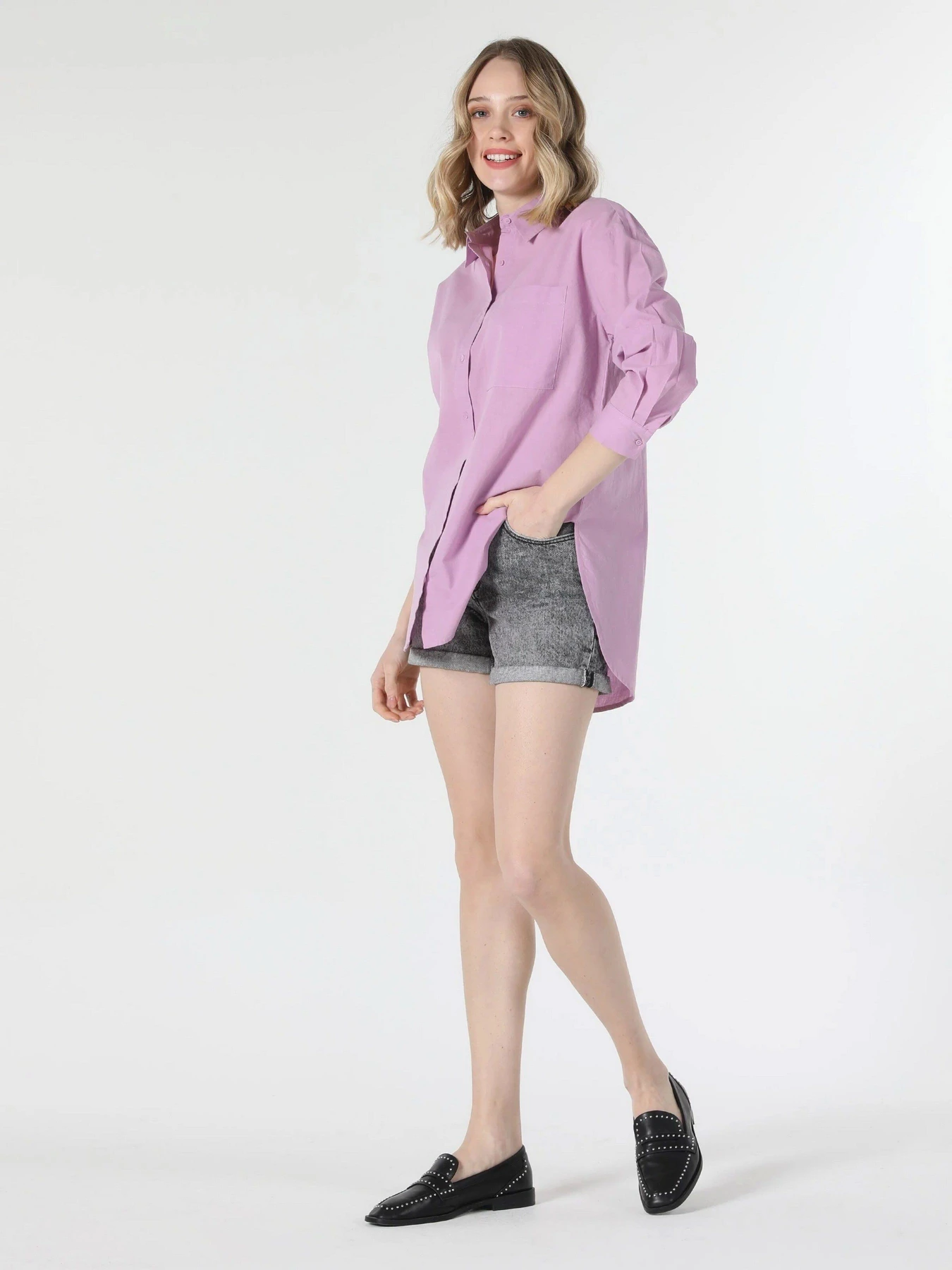 Сорочки Colin’s модель CL1057273LIL Сорочки Colin’s модель CL1057273LIL Фото