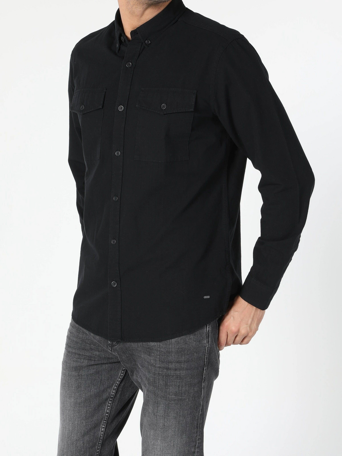 Рубашки Colin’s модель CL1055648BLK Рубашки Colin’s модель CL1055648BLK Фото