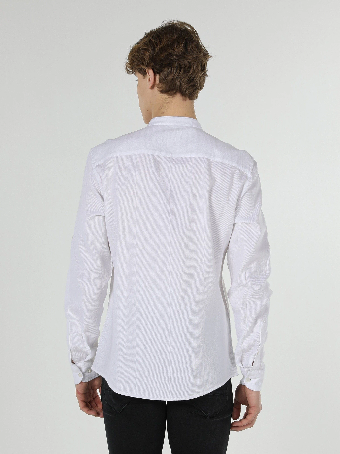 Рубашки Colin’s модель CL1057488WHT Рубашки Colin’s модель CL1057488WHT Фото