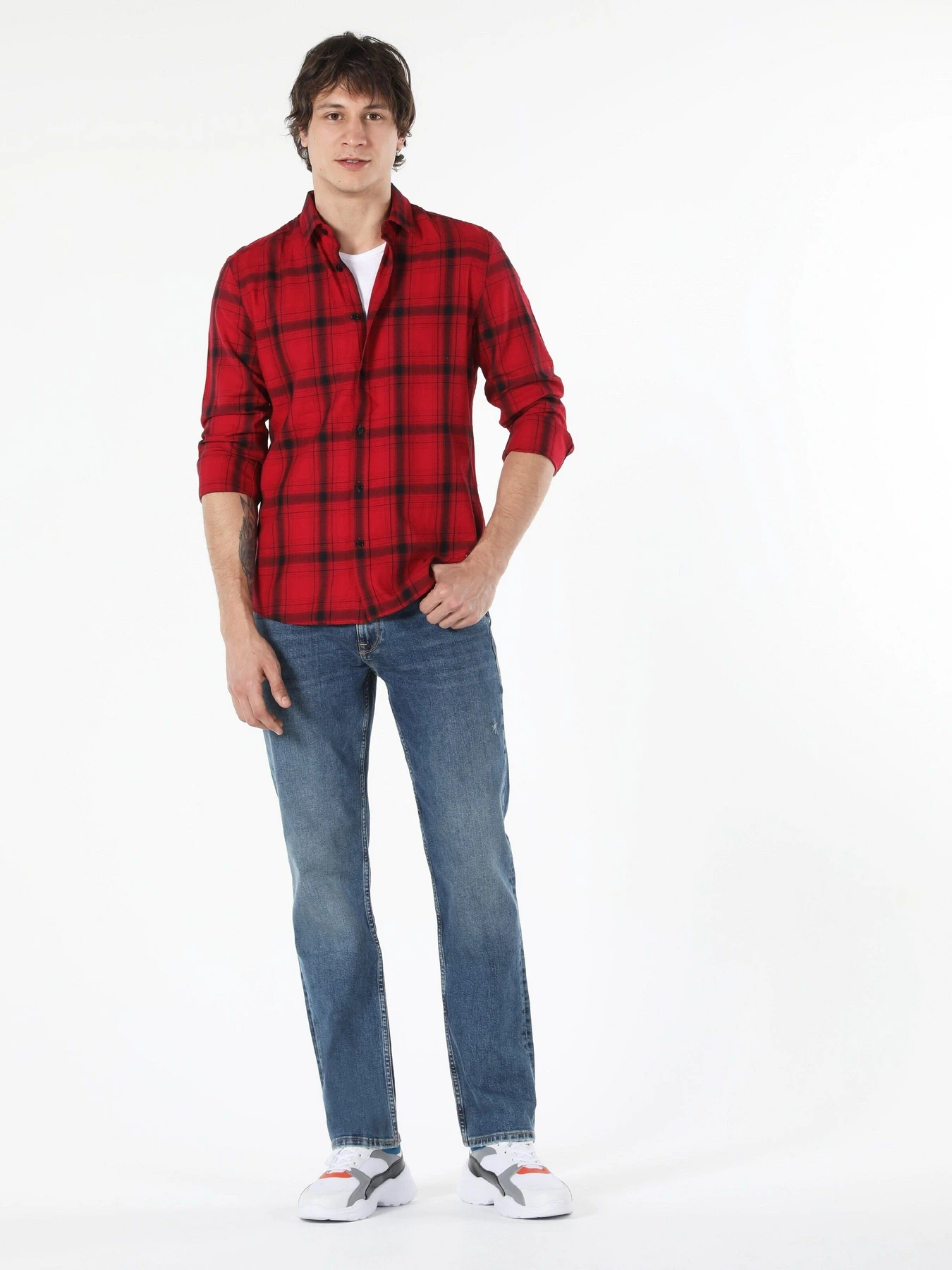 Рубашки Colin’s модель CL1058251RED Рубашки Colin’s модель CL1058251RED Фото