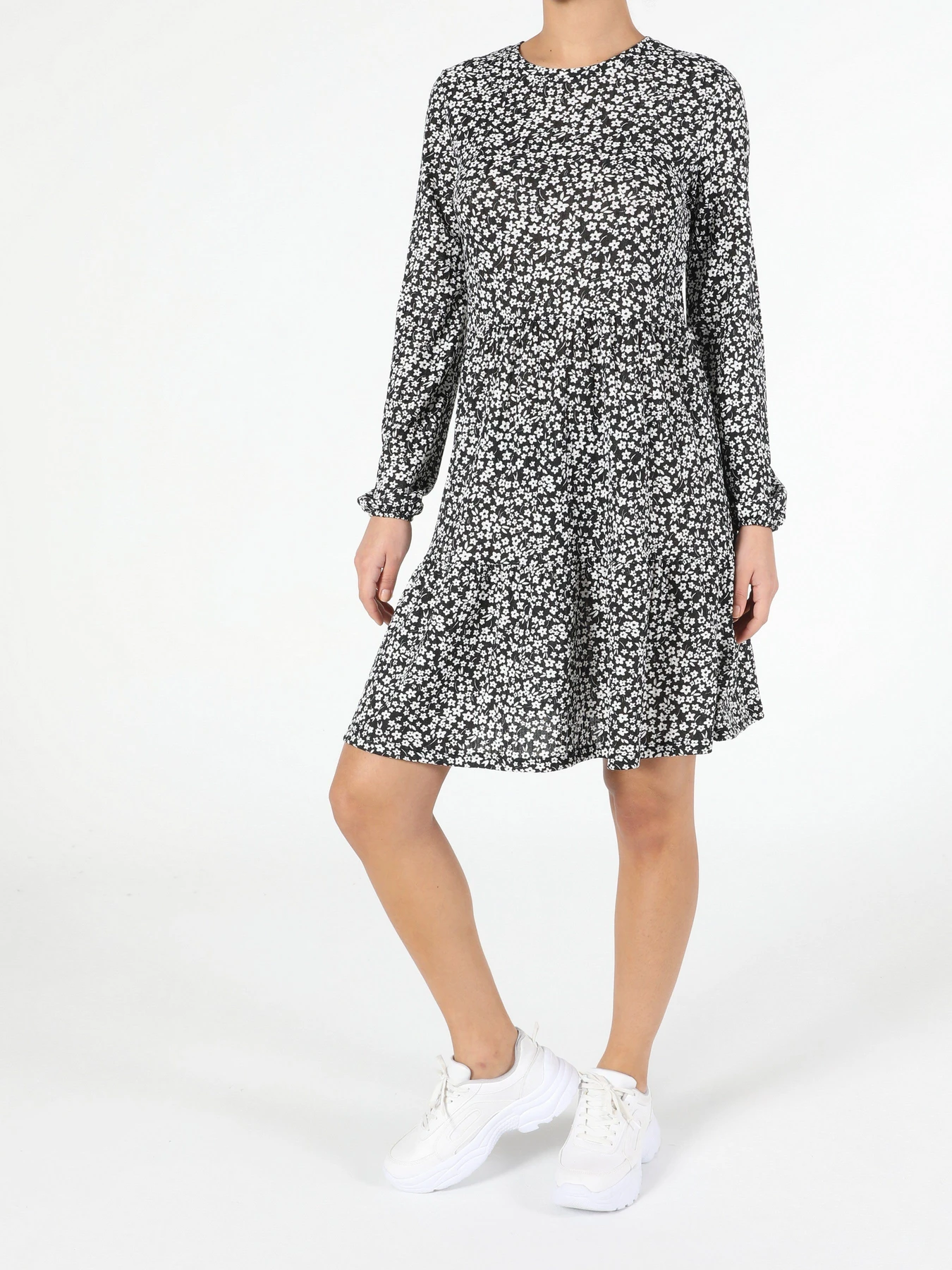 Платья Colin’s модель CL1053119BLK Платья Colin’s модель CL1053119BLK Фото