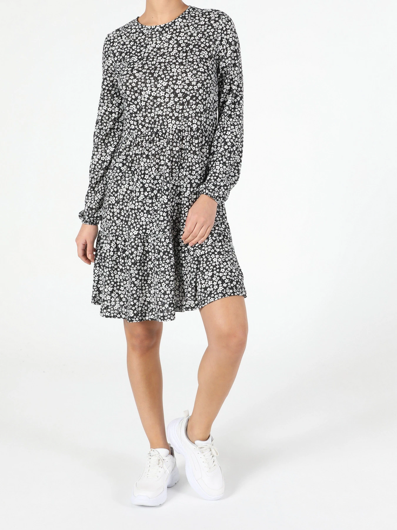 Платья Colin’s модель CL1053119BLK Платья Colin’s модель CL1053119BLK Фото