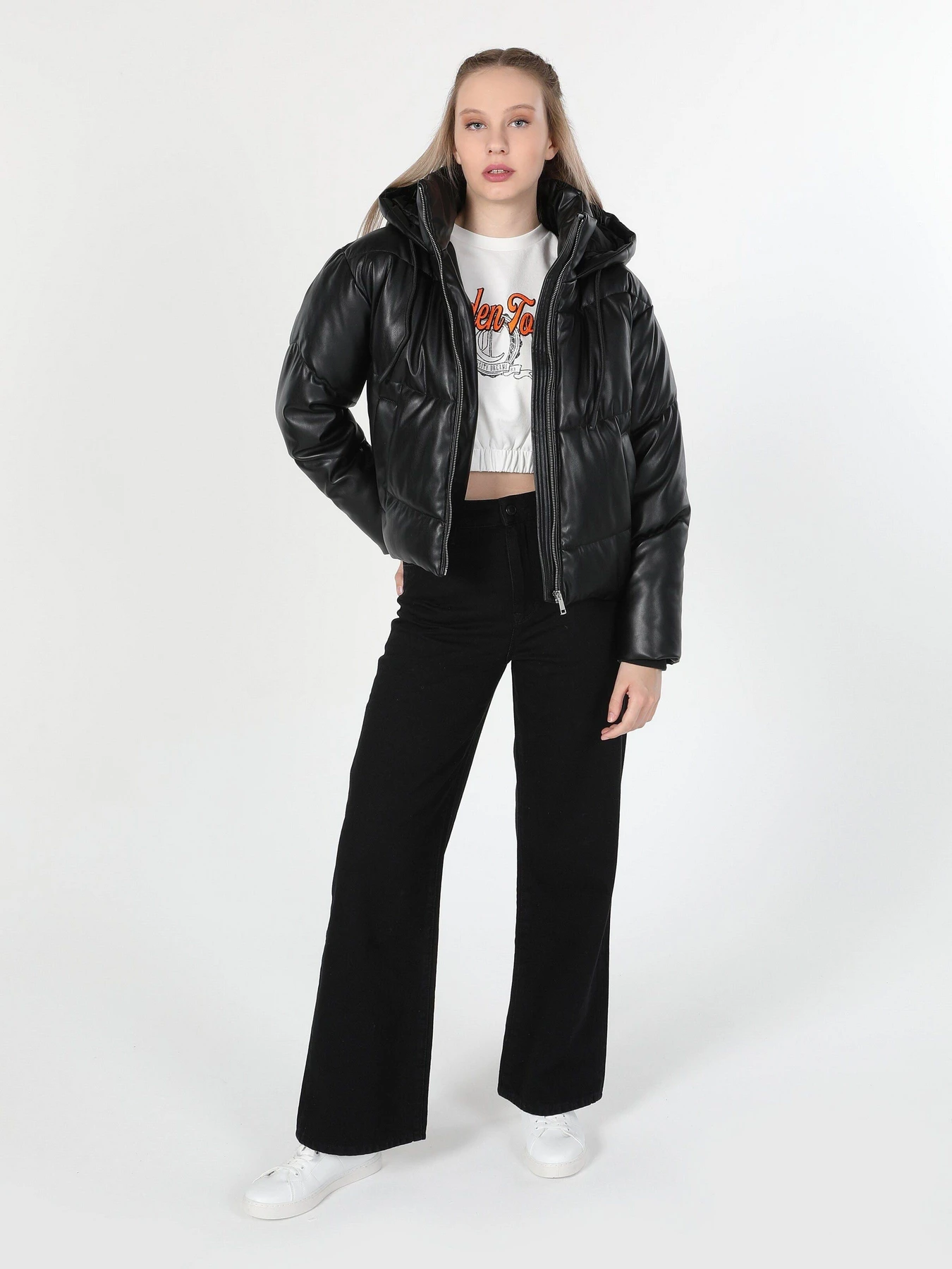 Куртки и дубленки Colin’s модель CL1060237BLK Фото