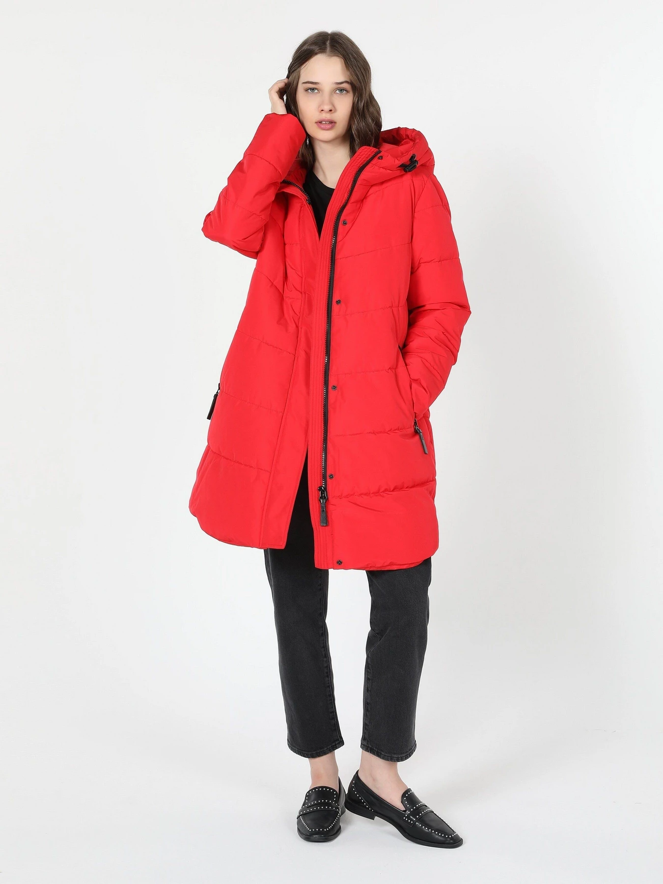 Куртки и дубленки Colin’s модель CL1059731RED Фото