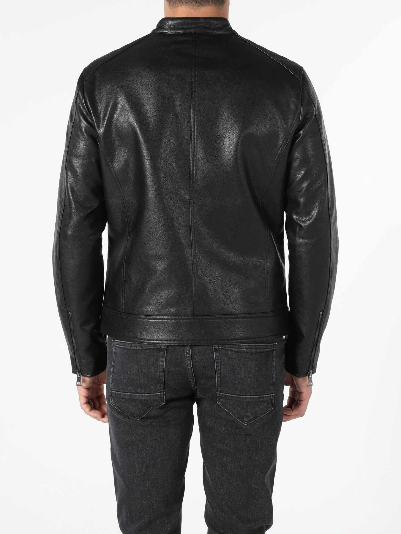 Куртки та дублянки Colin’s модель CL1055688BLK Куртки та дублянки Colin’s модель CL1055688BLK Фото