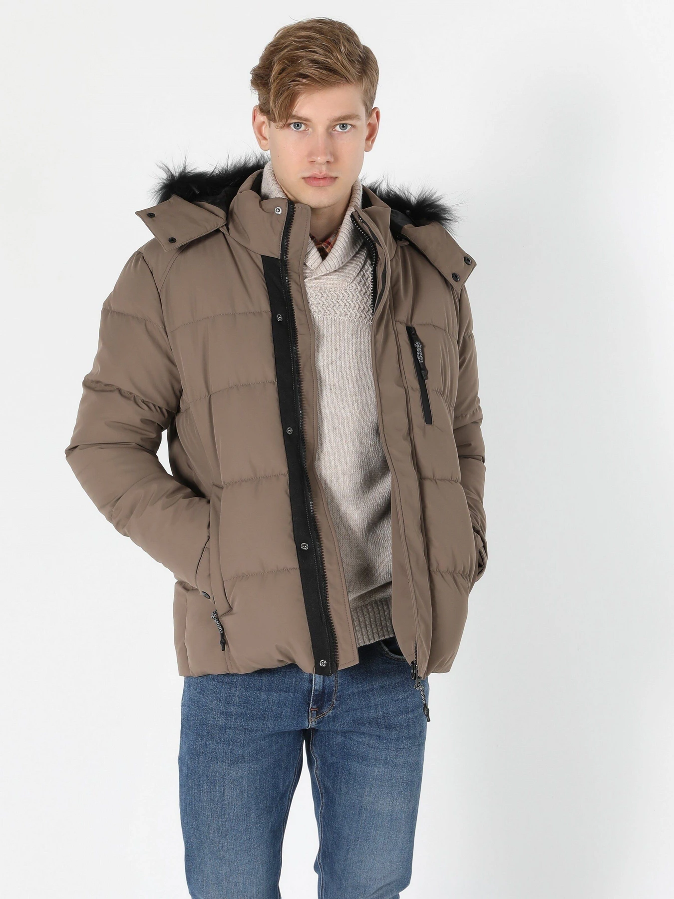 Куртки и дубленки Colin’s модель CL1055714BEI Куртки и дубленки Colin’s модель CL1055714BEI Фото