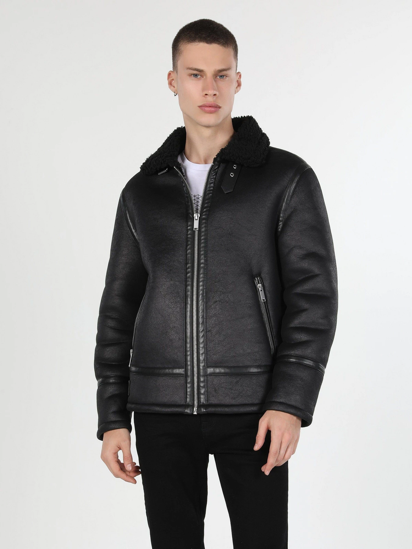 Куртки та дублянки Colin’s модель CL1060743BLK Куртки та дублянки Colin’s модель CL1060743BLK Фото