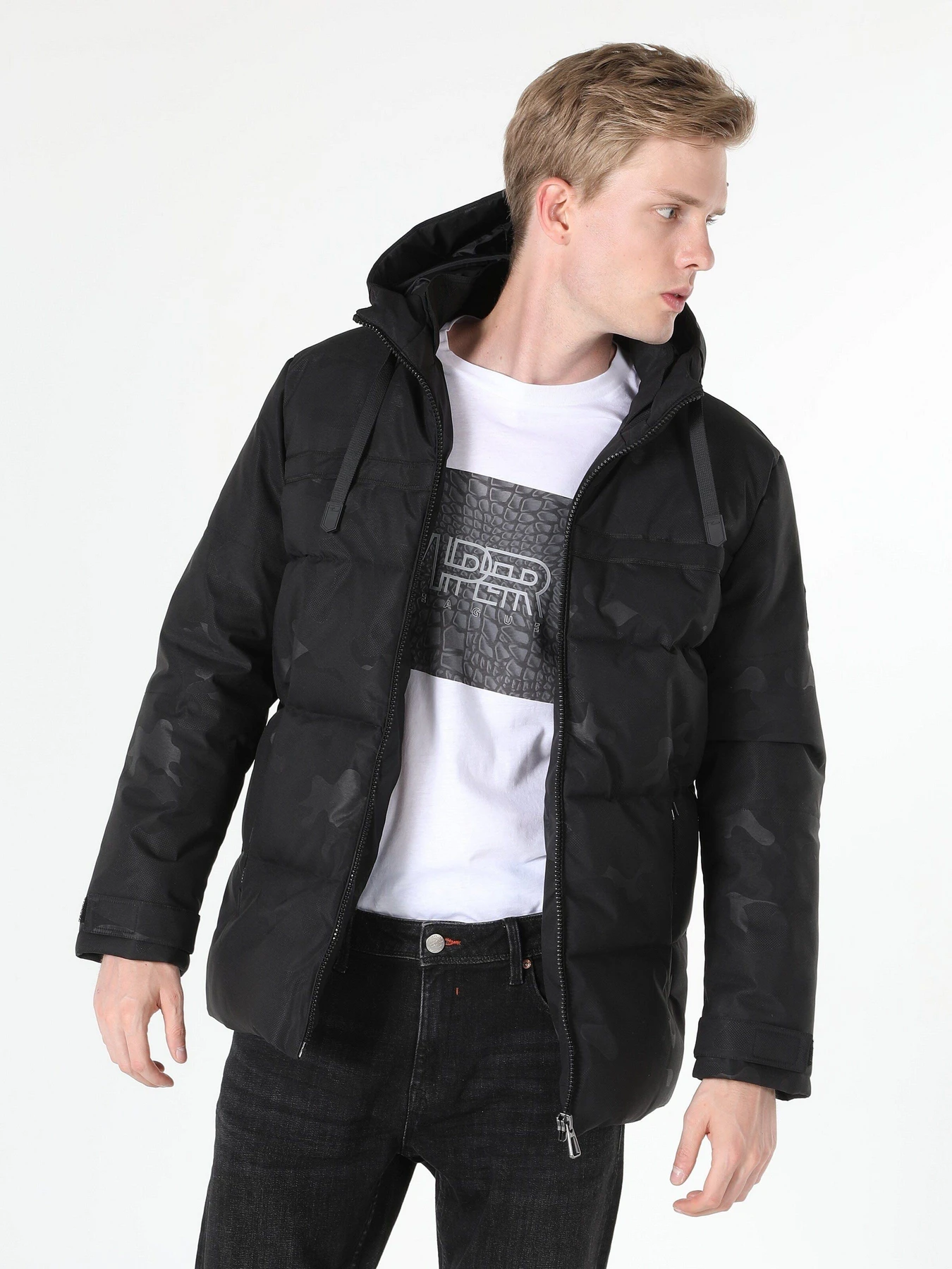 Куртки и дубленки Colin’s модель CL1060965BLK Куртки и дубленки Colin’s модель CL1060965BLK Фото