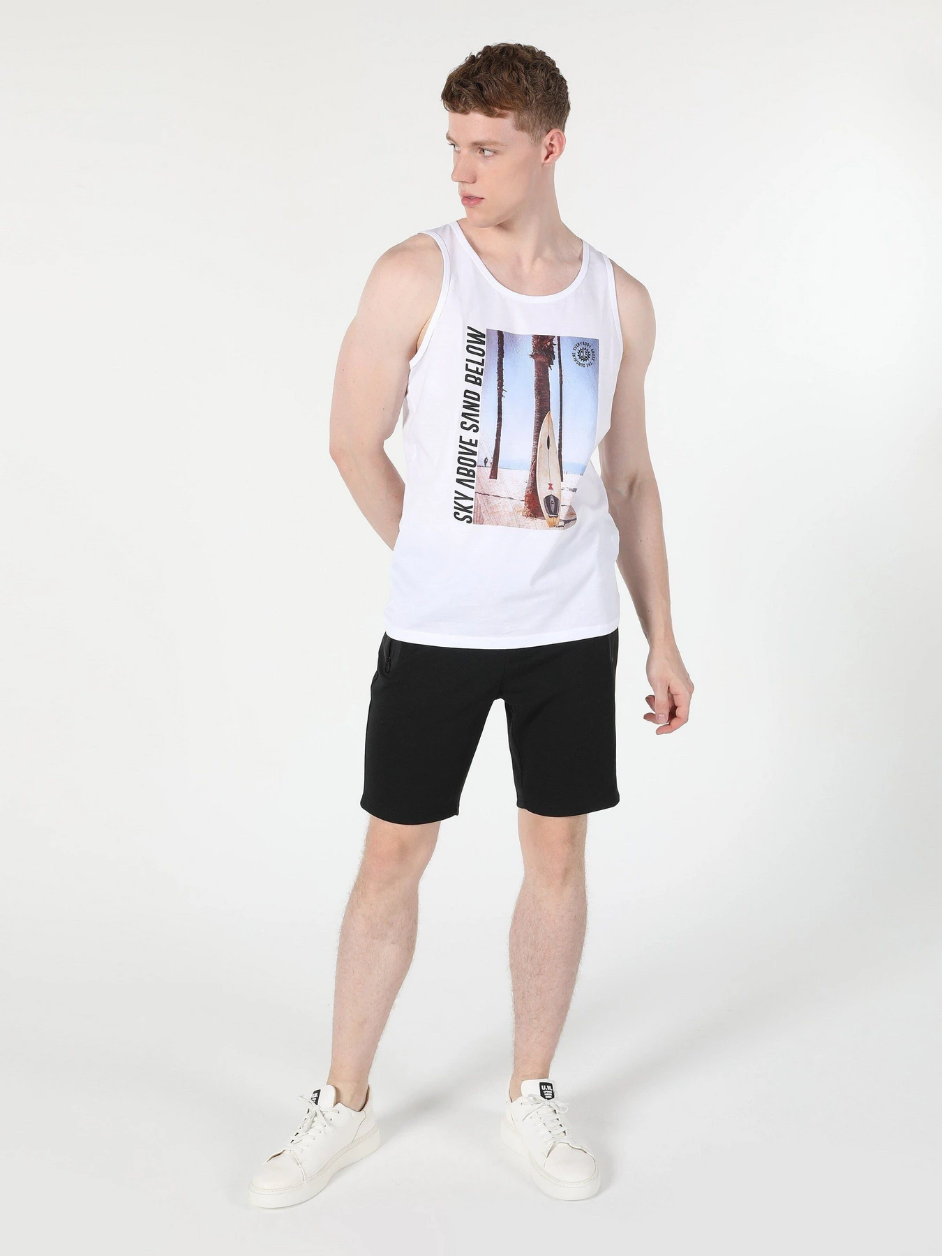 Футболки і поло Colin’s модель CL1053845WHT Футболки і поло Colin’s модель CL1053845WHT Фото