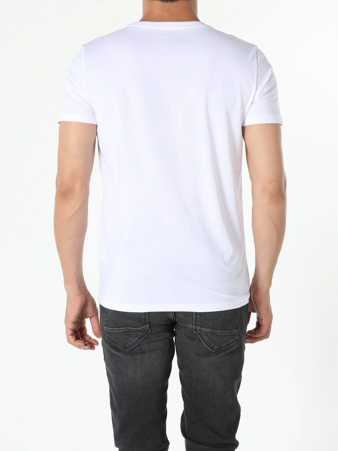 Футболки и поло Colin’s модель CL1054852WHT Футболки и поло Colin’s модель CL1054852WHT Фото