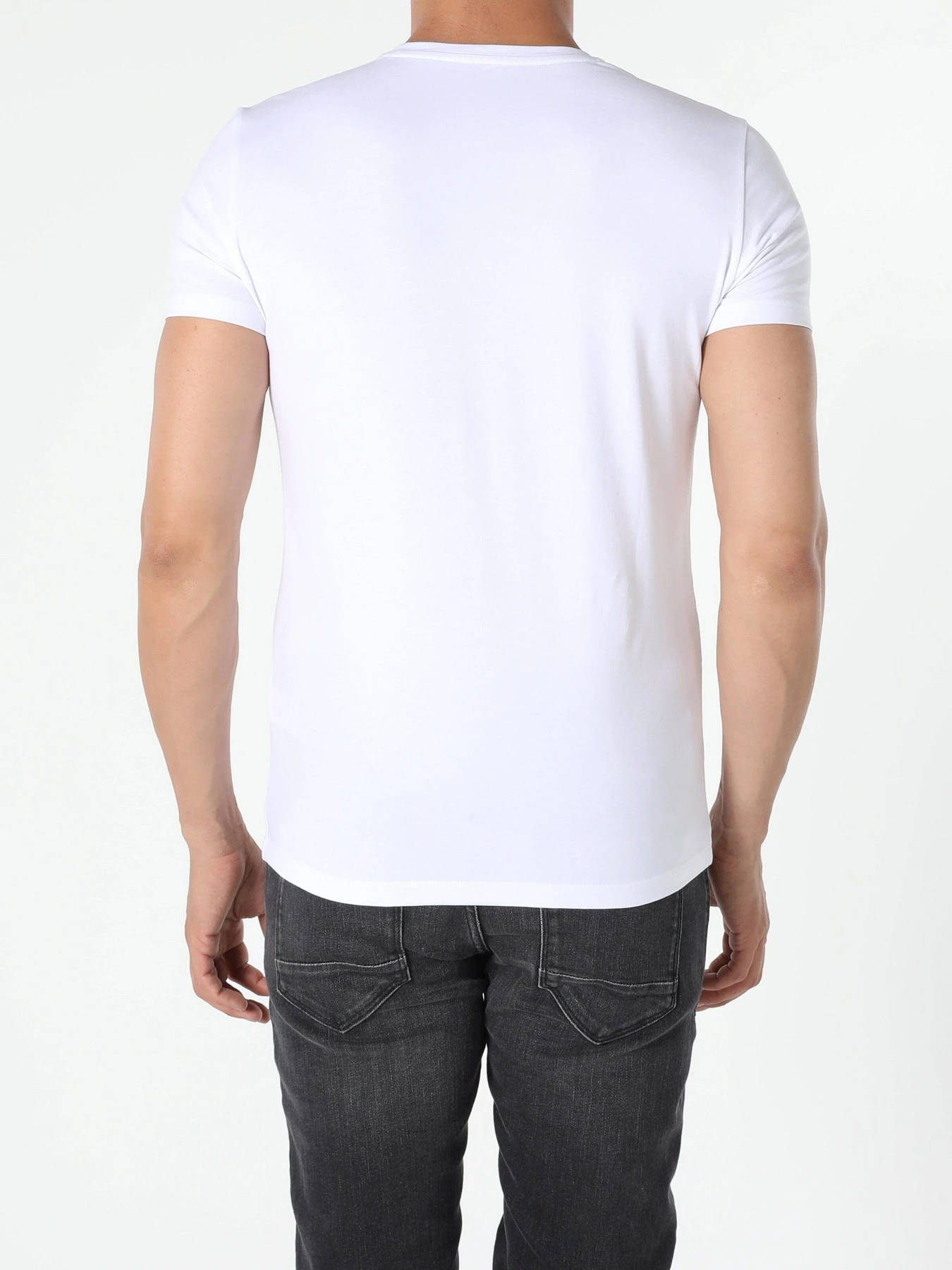 Футболки и поло Colin’s модель CL1054860WHT Футболки и поло Colin’s модель CL1054860WHT Фото