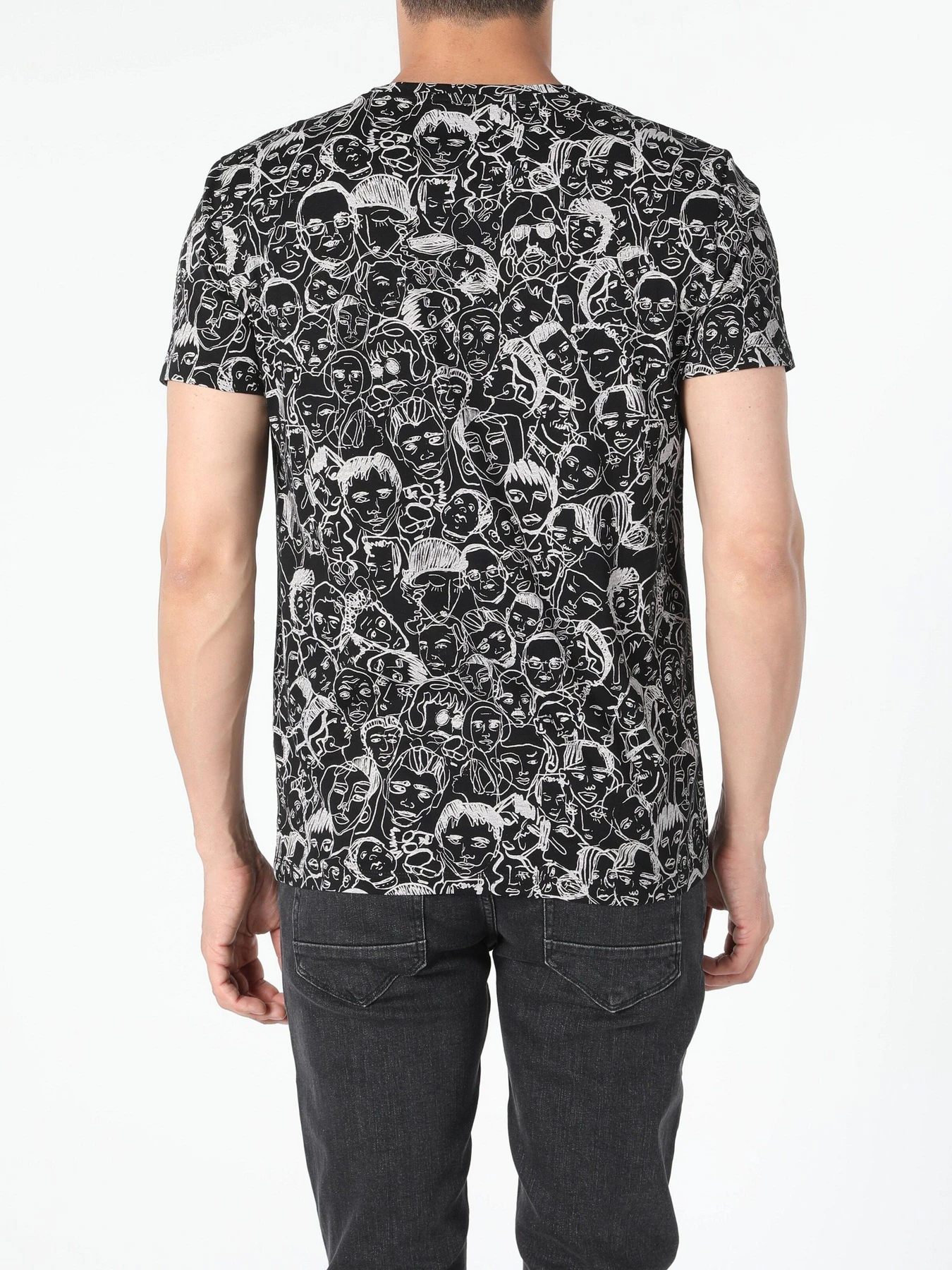 Футболки і поло Colin’s модель CL1054905BLK Футболки і поло Colin’s модель CL1054905BLK Фото