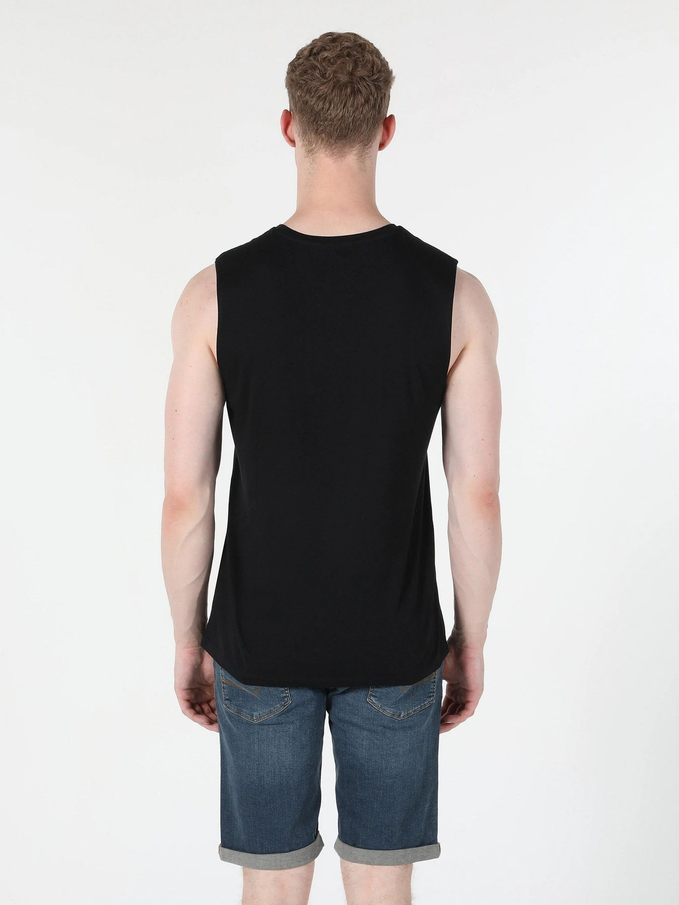 Футболки і поло Colin’s модель CL1057740BLK Футболки і поло Colin’s модель CL1057740BLK Фото