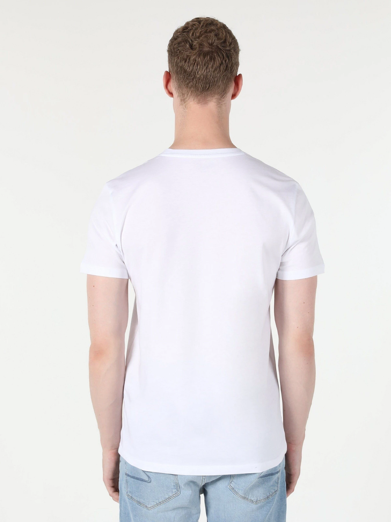 Футболки и поло Colin’s модель CL1058715WHT Футболки и поло Colin’s модель CL1058715WHT Фото