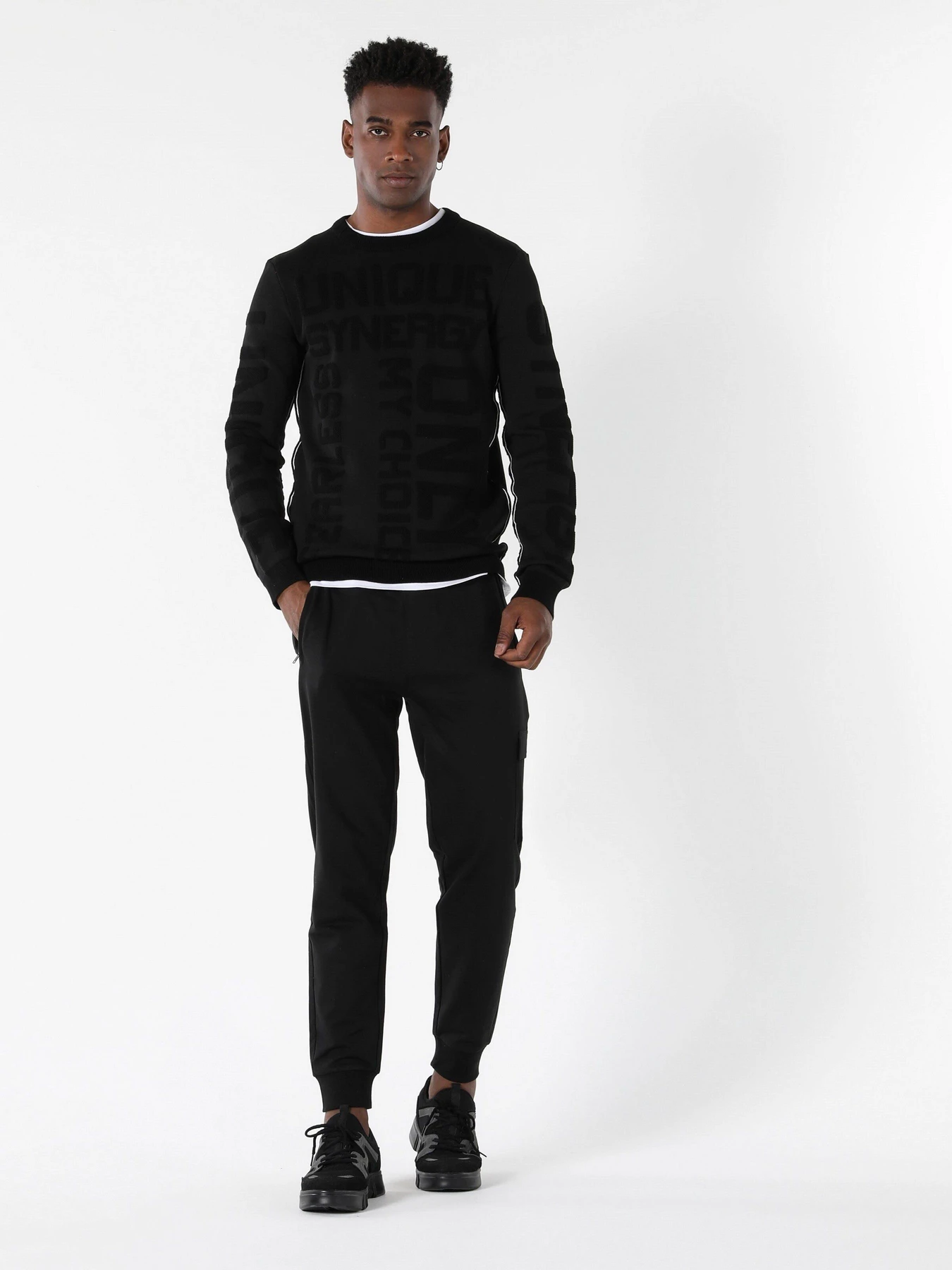 Свитры и кардиганы Colin’s модель CL1056649BLK Свитры и кардиганы Colin’s модель CL1056649BLK Фото