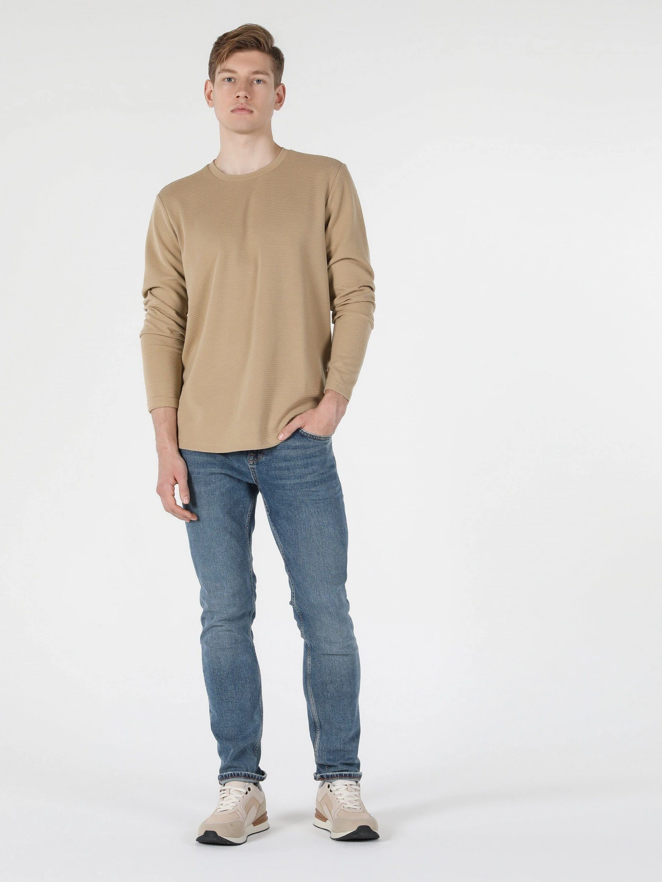 Худи и свитшоты Colin’s модель CL1056943SAN Худи и свитшоты Colin’s модель CL1056943SAN Фото