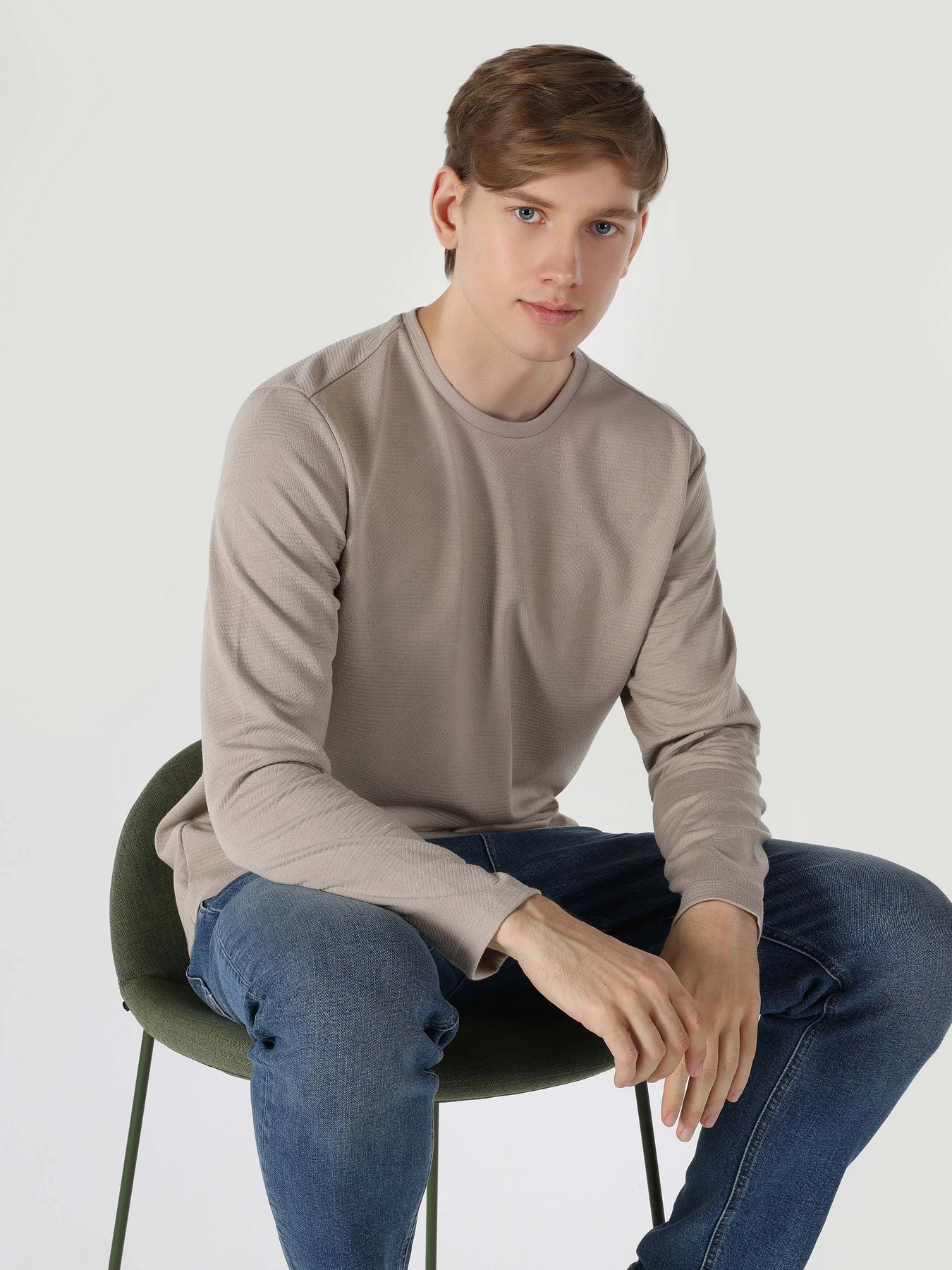 Худи и свитшоты Colin’s модель CL1057320BEI Фото