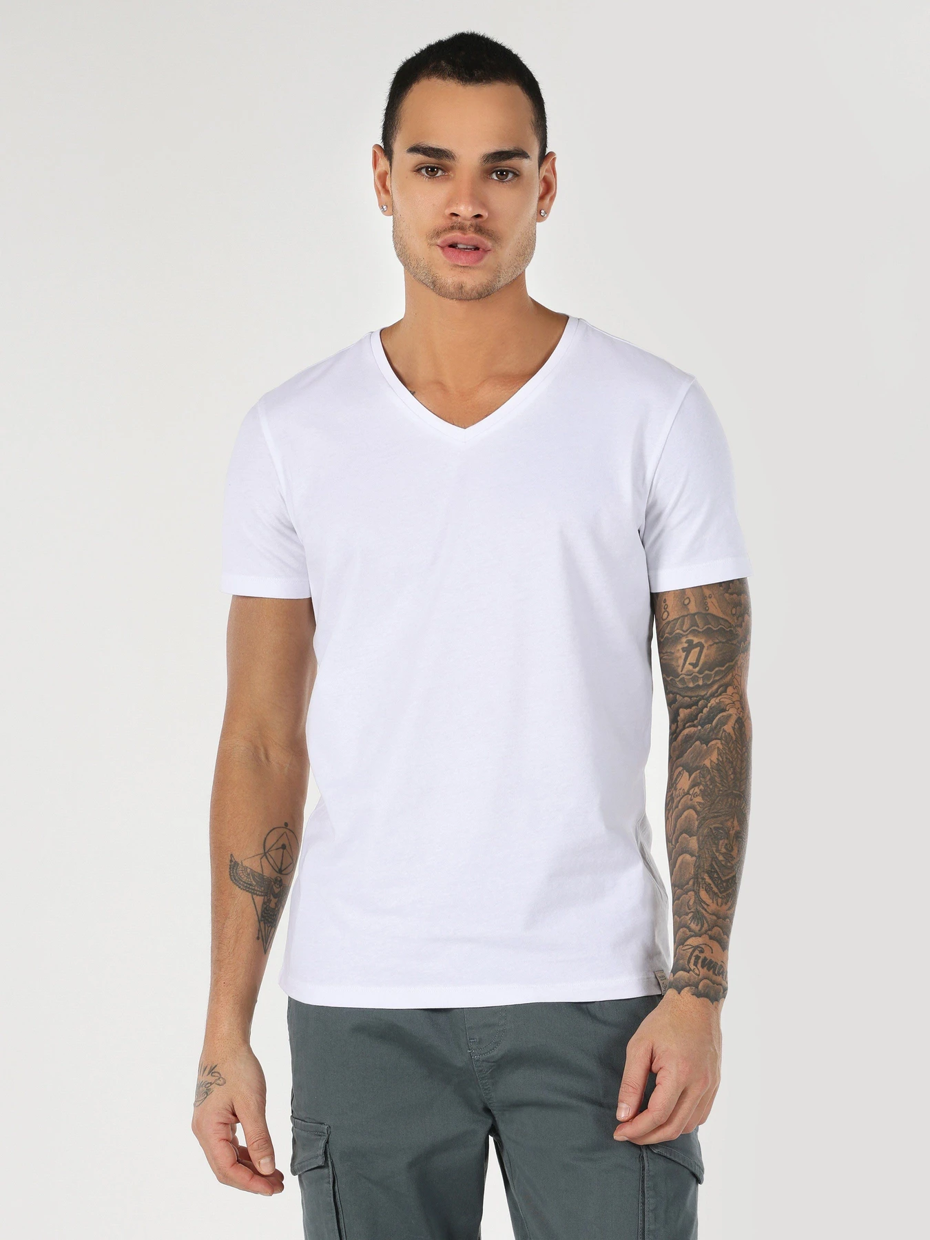 Футболки и поло Colin’s модель CL1058591WHT Футболки и поло Colin’s модель CL1058591WHT Фото