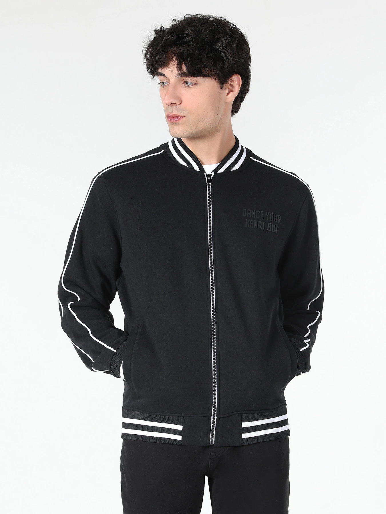 Куртки та дублянки Colin’s модель CL1061572BLK Фото