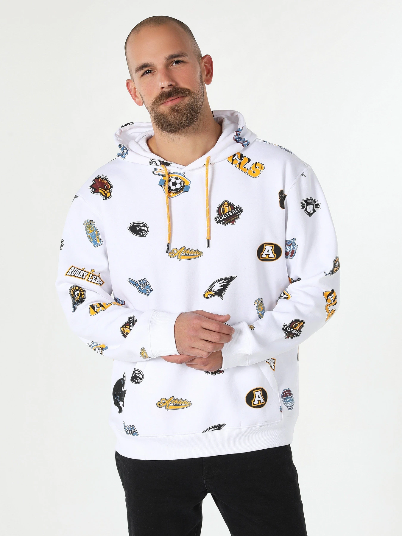 Худи и свитшоты Colin’s модель CL1061644WHT Худи и свитшоты Colin’s модель CL1061644WHT Фото