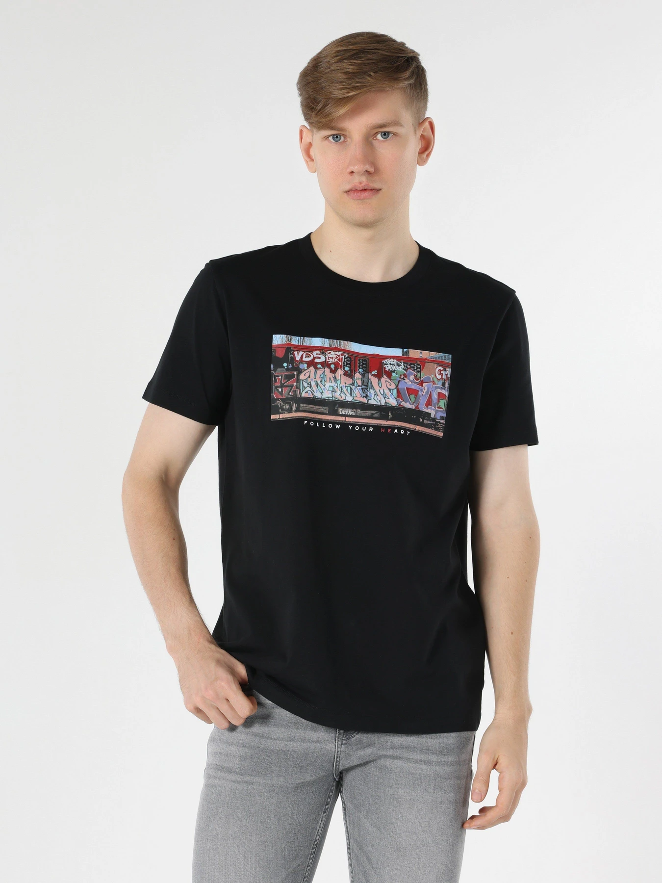 Футболки і поло Colin’s модель CL1061824BLK Футболки і поло Colin’s модель CL1061824BLK Фото