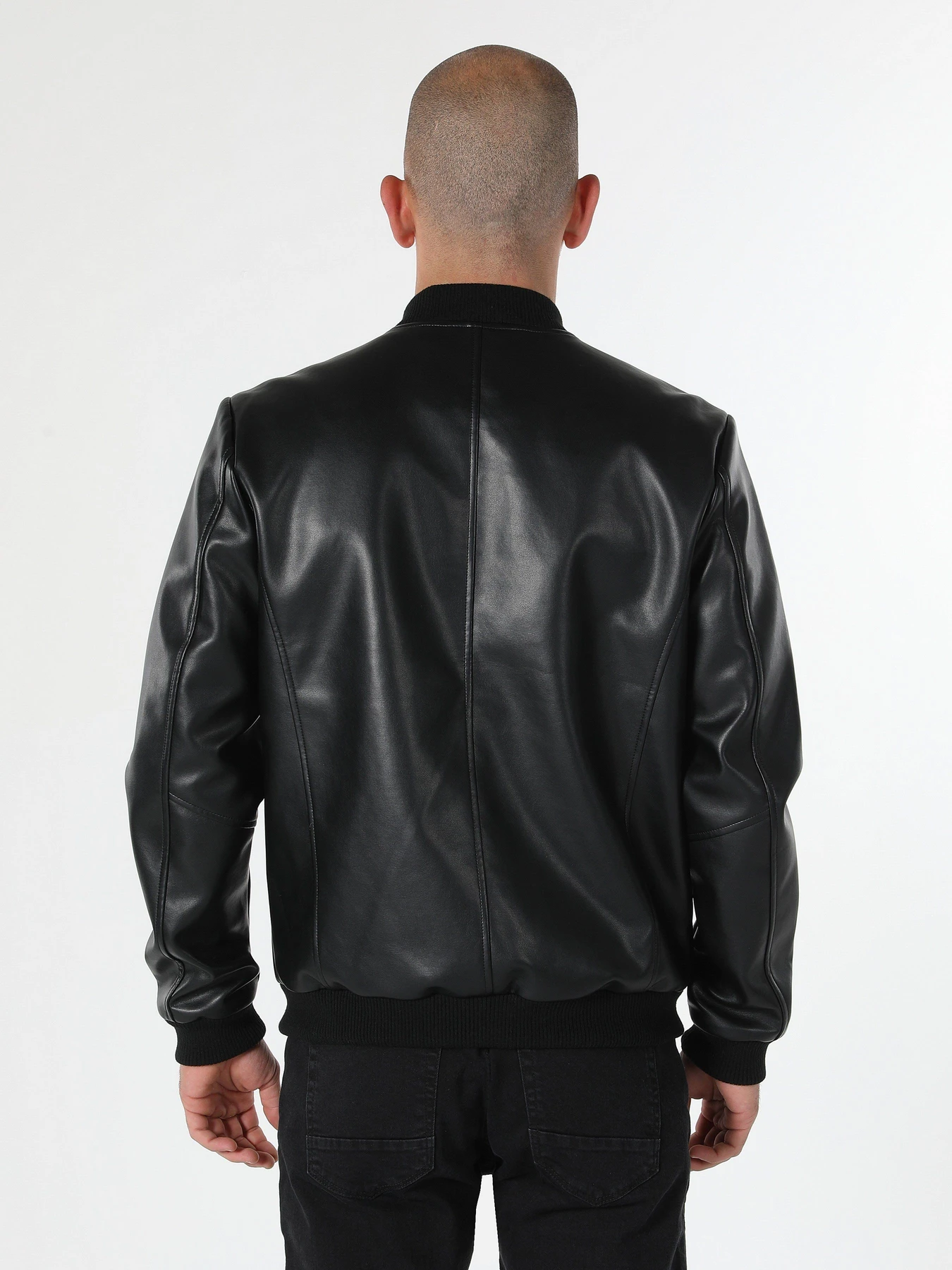 Куртки и дубленки Colin’s модель CL1061851BLK Куртки и дубленки Colin’s модель CL1061851BLK Фото