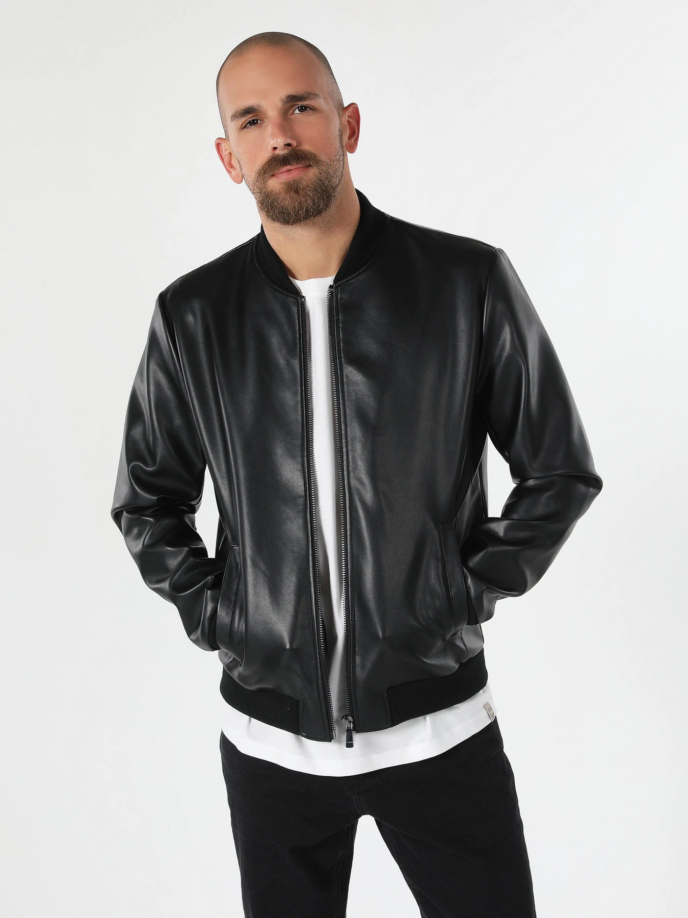 Куртки и дубленки Colin’s модель CL1061851BLK Куртки и дубленки Colin’s модель CL1061851BLK Фото