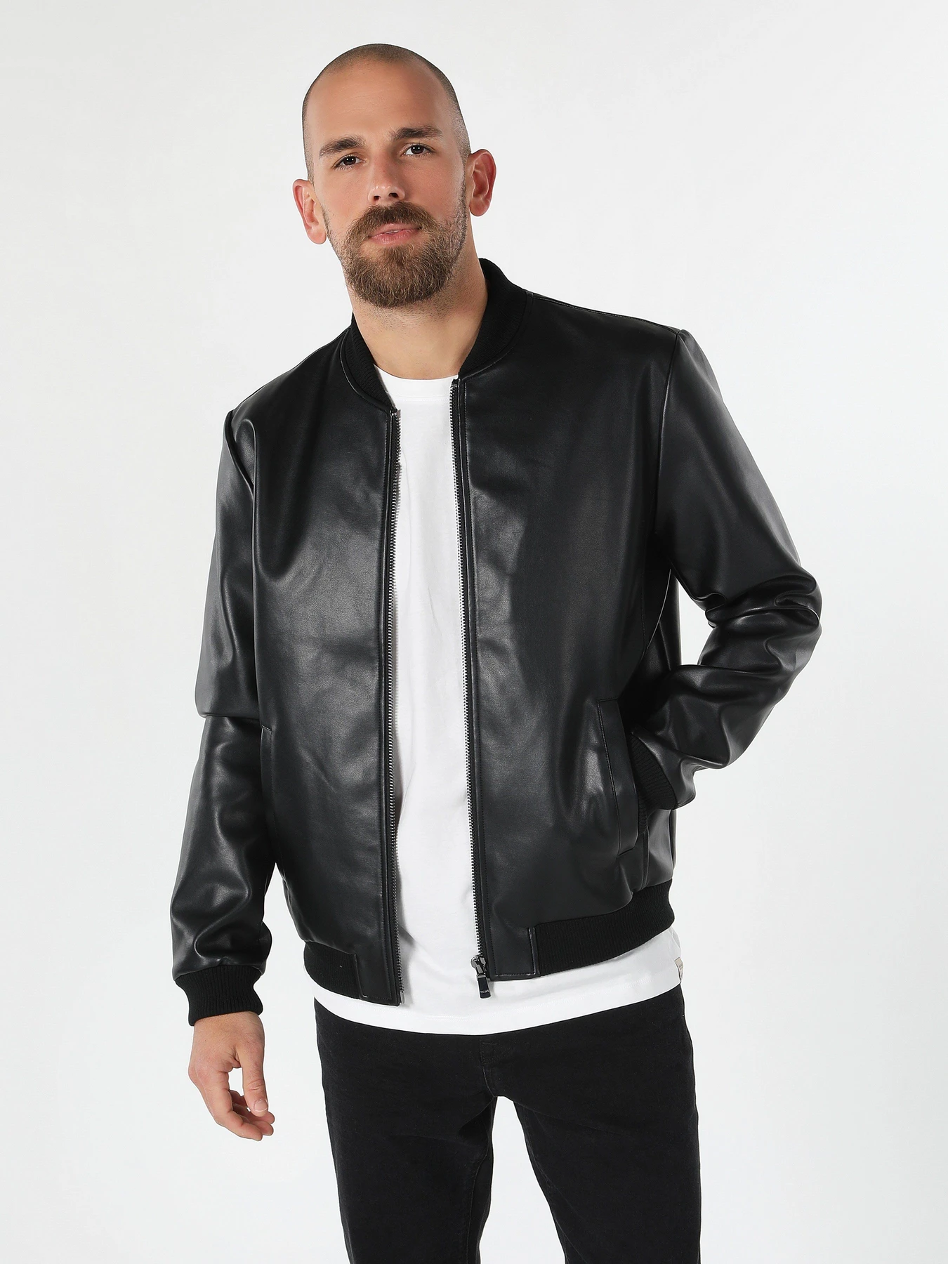 Куртки и дубленки Colin’s модель CL1061851BLK Куртки и дубленки Colin’s модель CL1061851BLK Фото