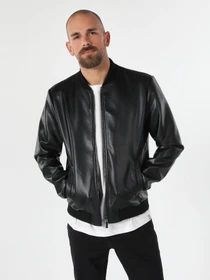 Куртки и дубленки Colin’s модель CL1061851BLK Фото