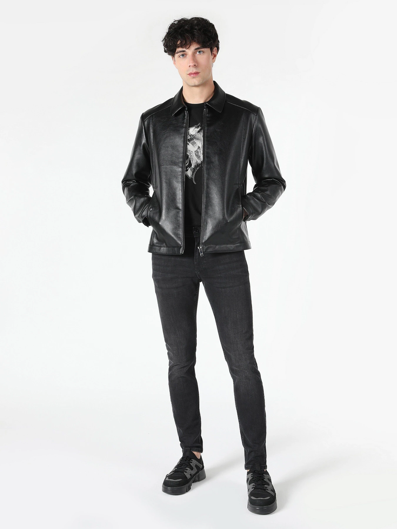 Куртки и дубленки Colin’s модель CL1061852BLK Куртки и дубленки Colin’s модель CL1061852BLK Фото