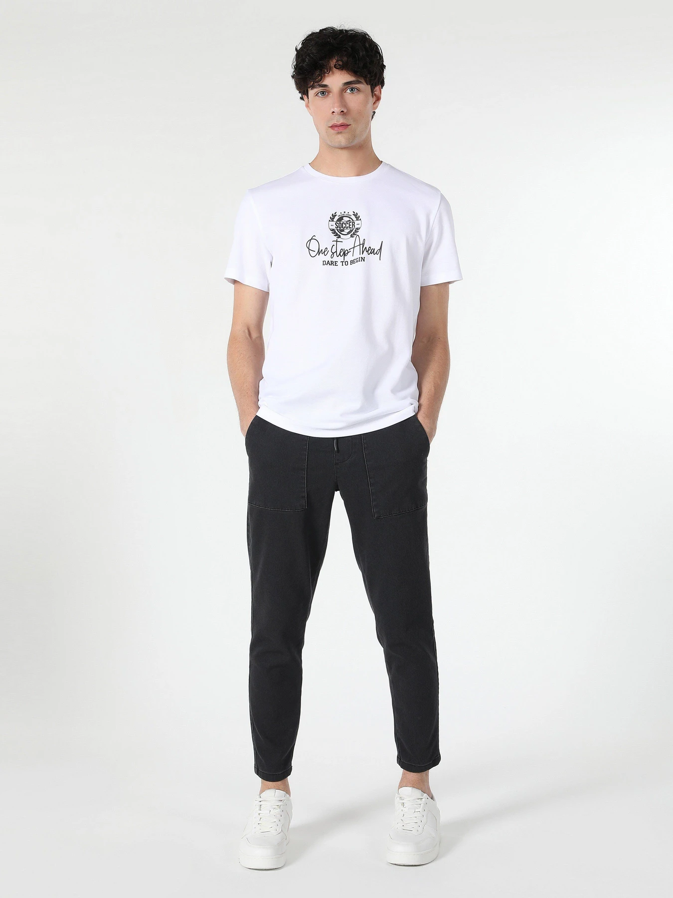 Футболки и поло Colin’s модель CL1061857WHT Футболки и поло Colin’s модель CL1061857WHT Фото