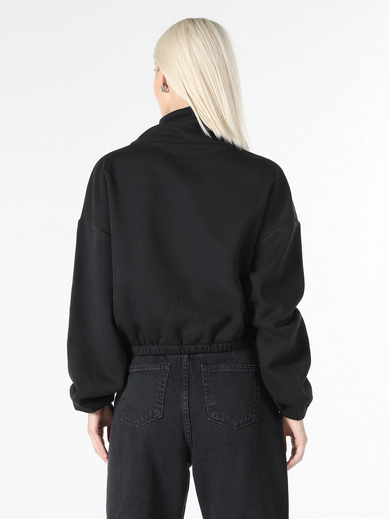 Худи и свитшоты Colin’s модель CL1061939BLK Худи и свитшоты Colin’s модель CL1061939BLK Фото
